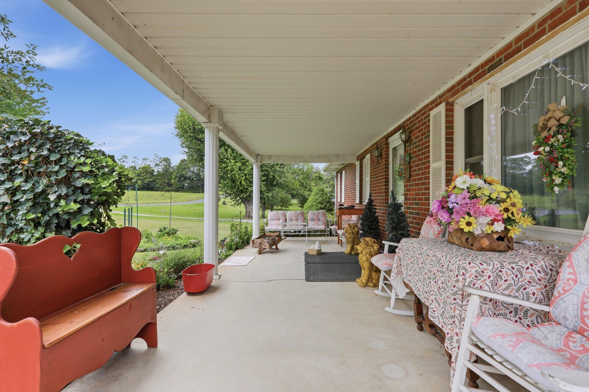 410 SAUMSVILLE ROAD