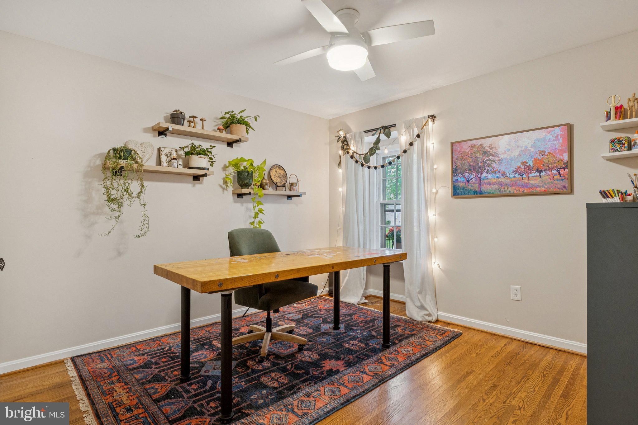 SHERWOOD FOREST MANOR - Residential