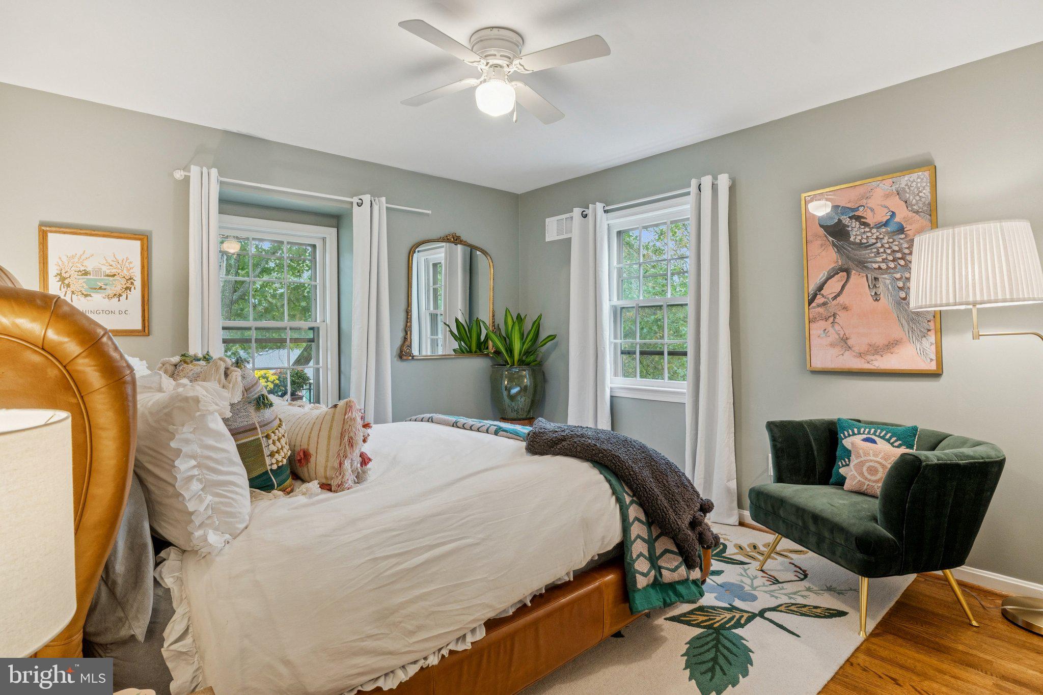 SHERWOOD FOREST MANOR - Residential