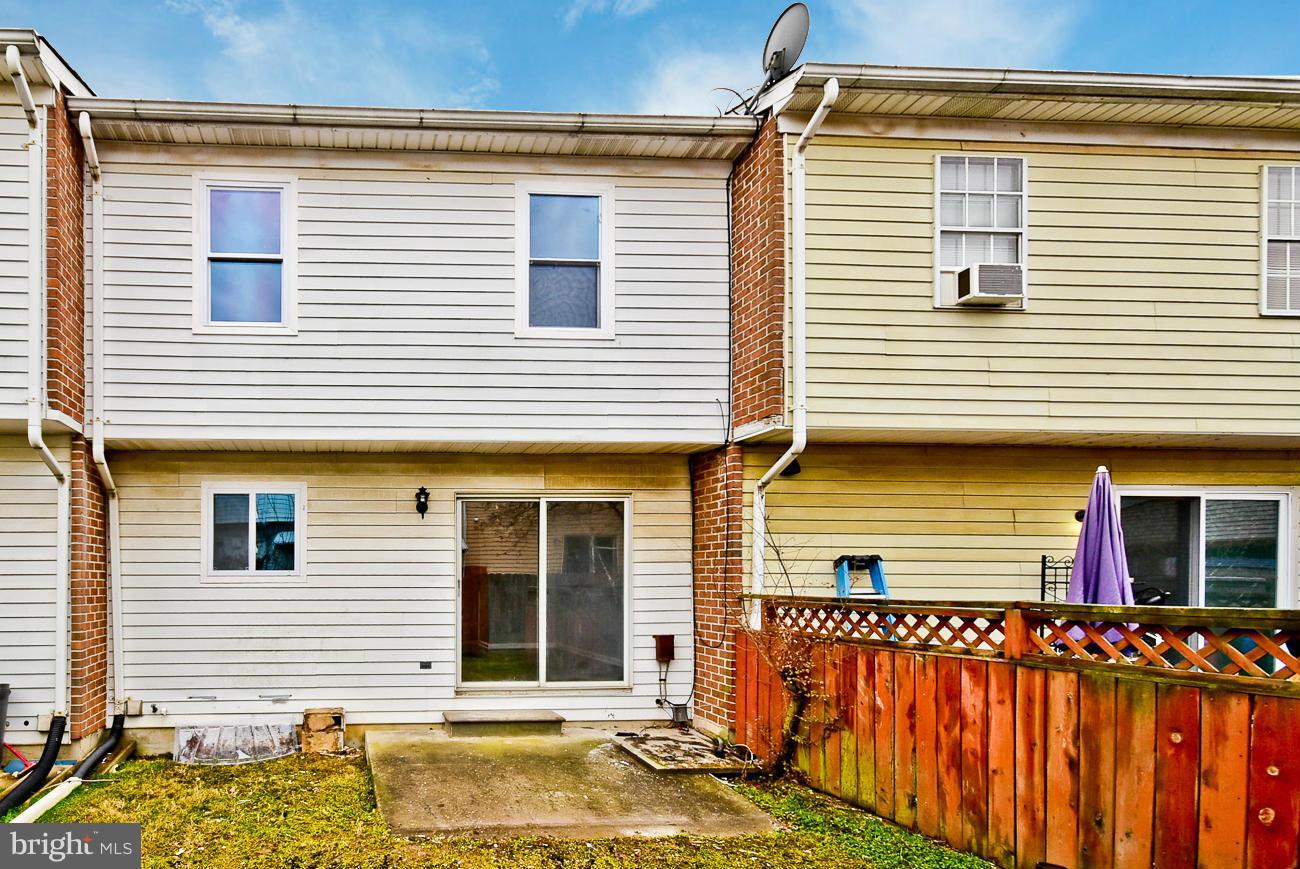 CHESTNUT WOODS - Residential