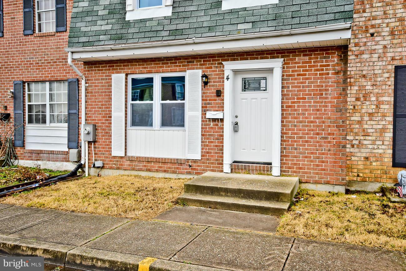 CHESTNUT WOODS - Residential