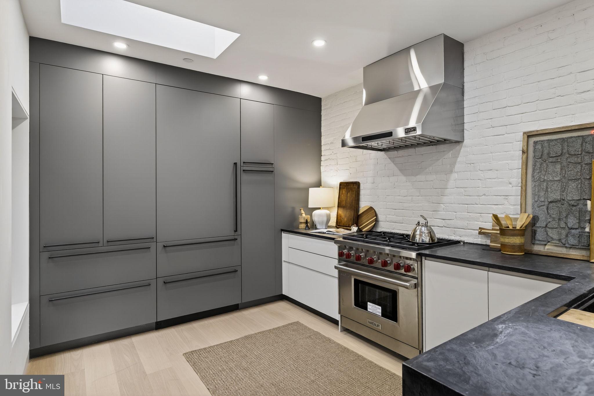 RITTENHOUSE SQUARE - Residential