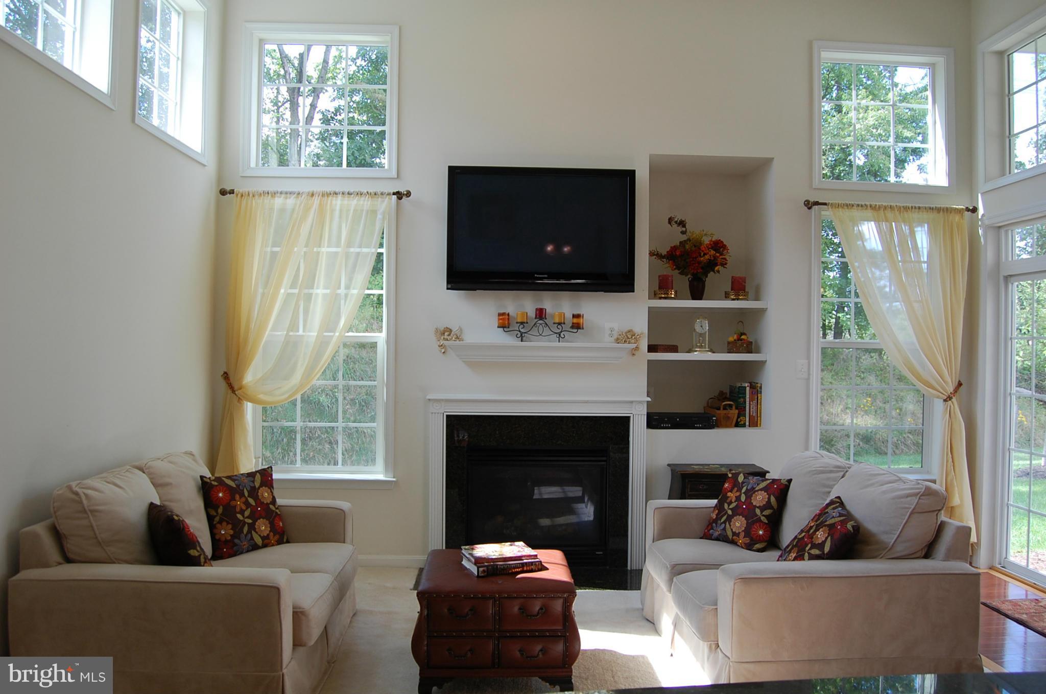 DUNBARTON - Residential