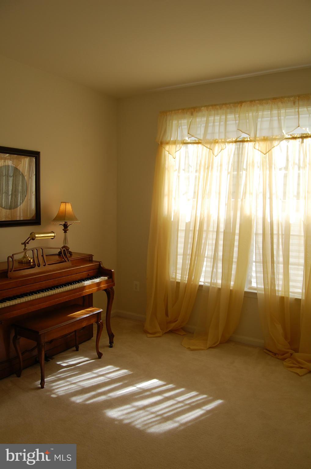 DUNBARTON - Residential