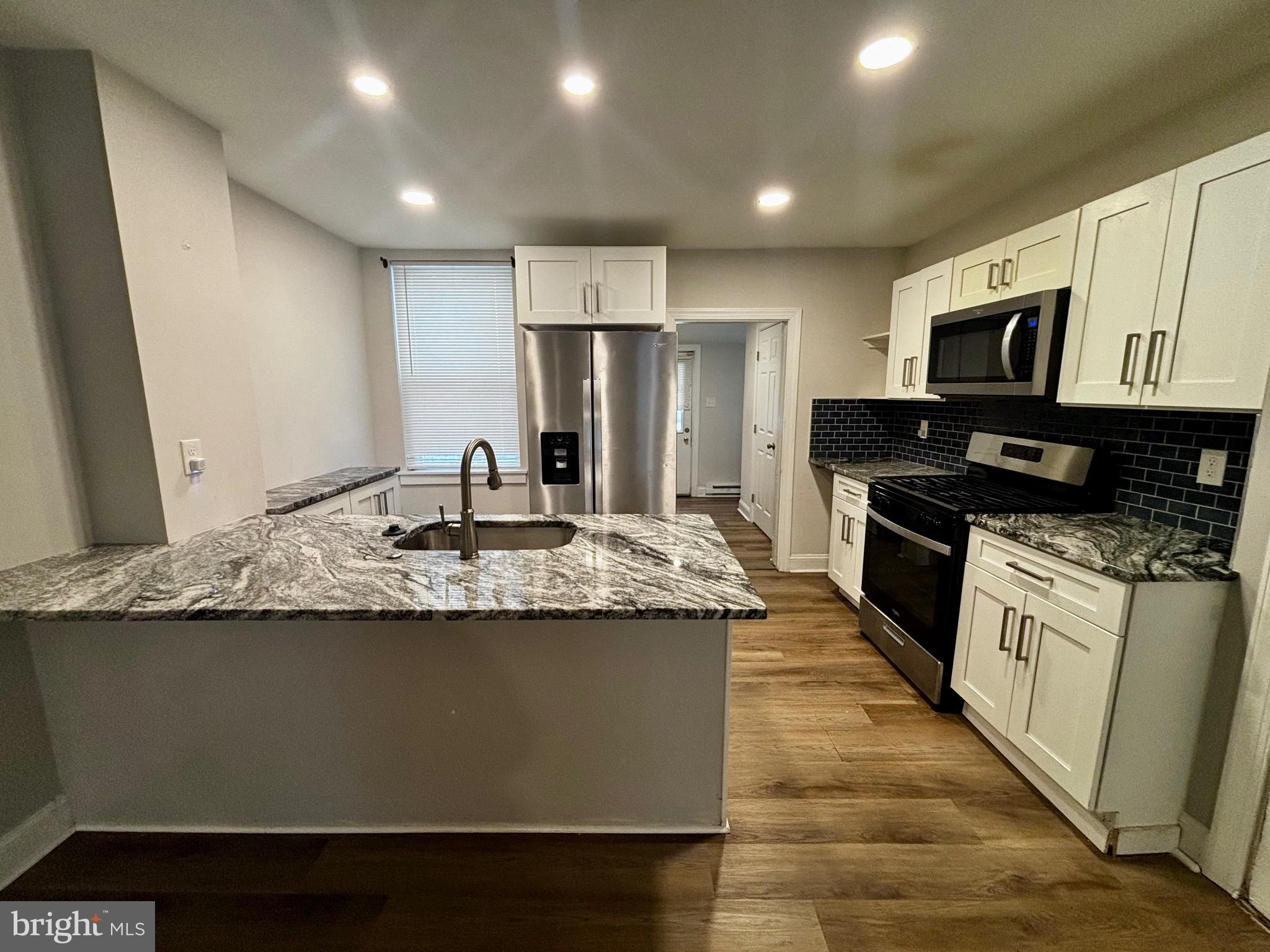 BROOKHAVEN - Residential