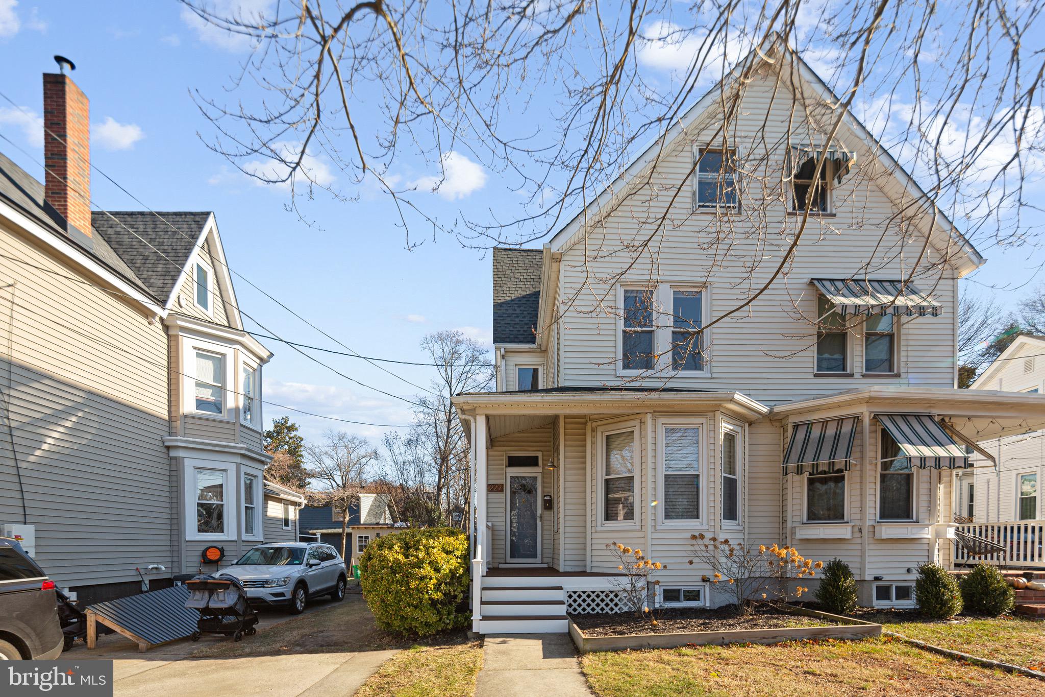 229 S ATLANTIC AVENUE