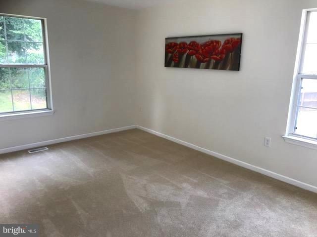 LARGO WOODS - Residential