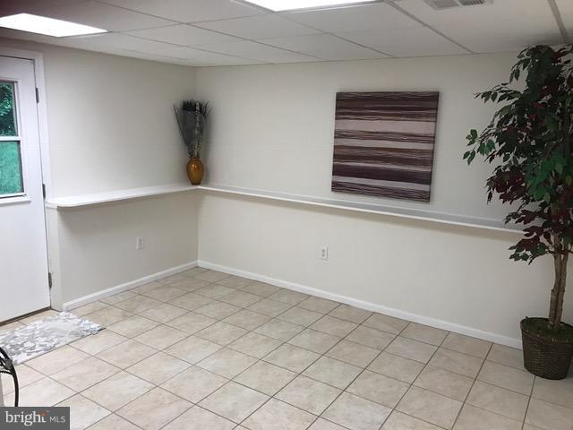 LARGO WOODS - Residential