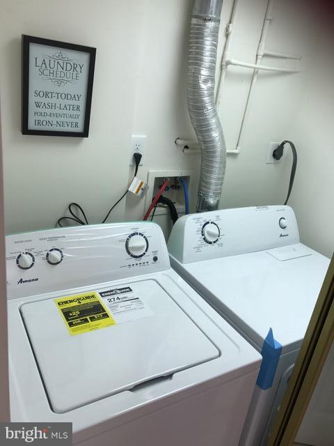 LARGO WOODS - Residential