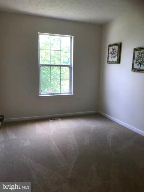 LARGO WOODS - Residential