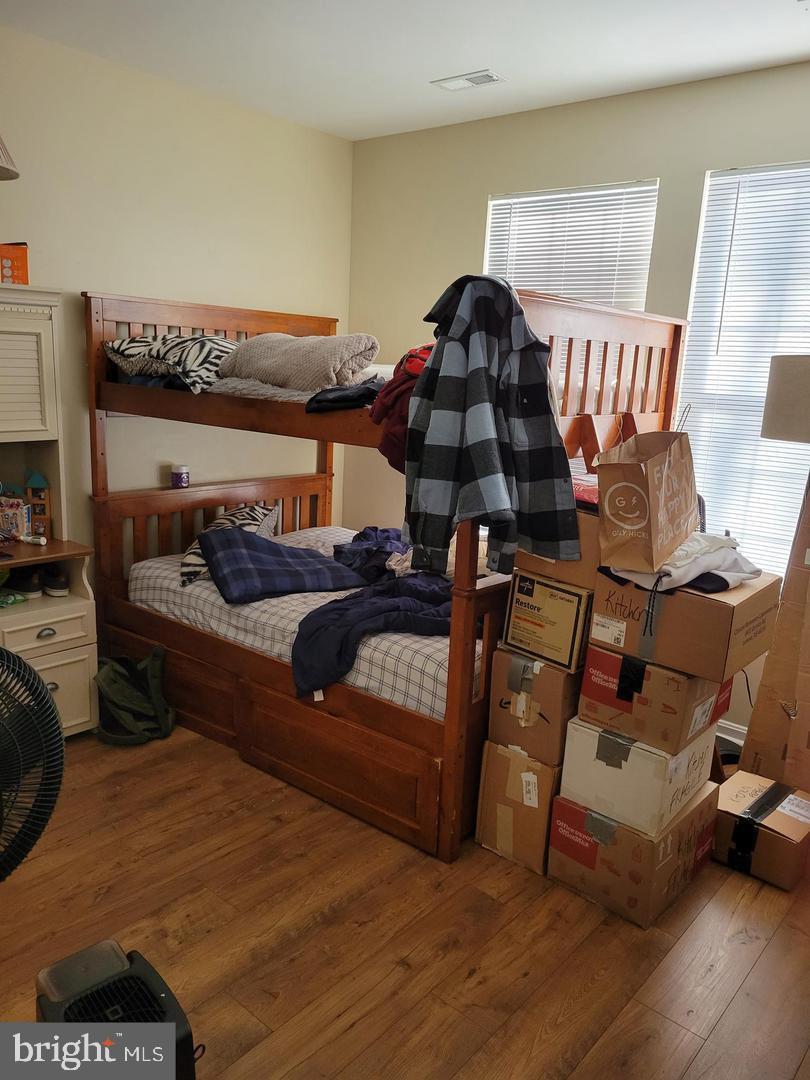 WATERSIDE - Residential Lease