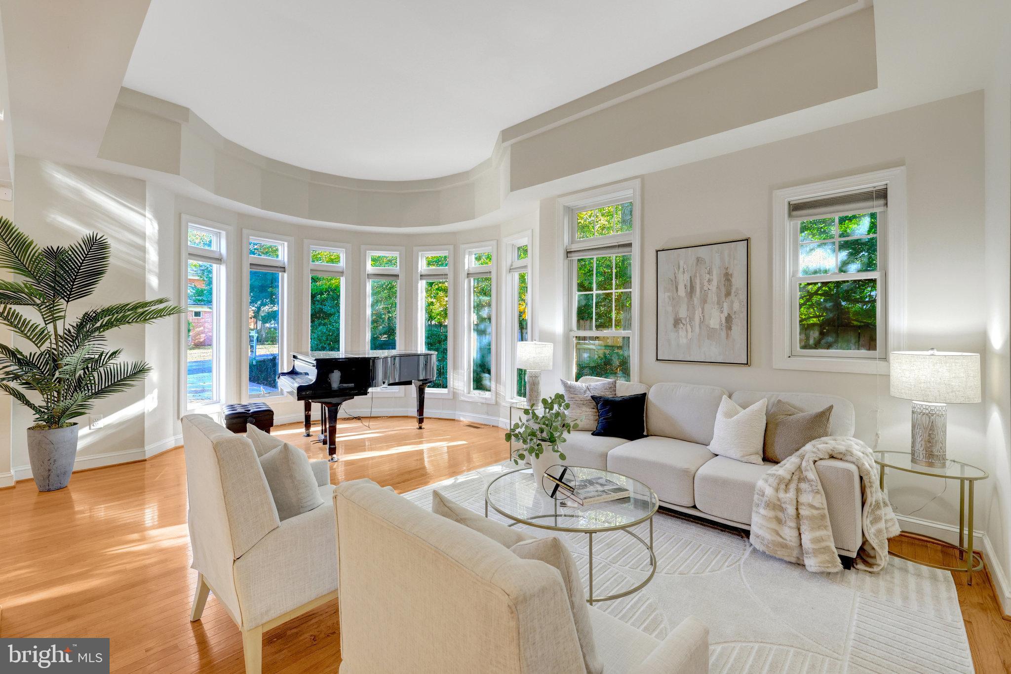 WEST MC LEAN - Residential