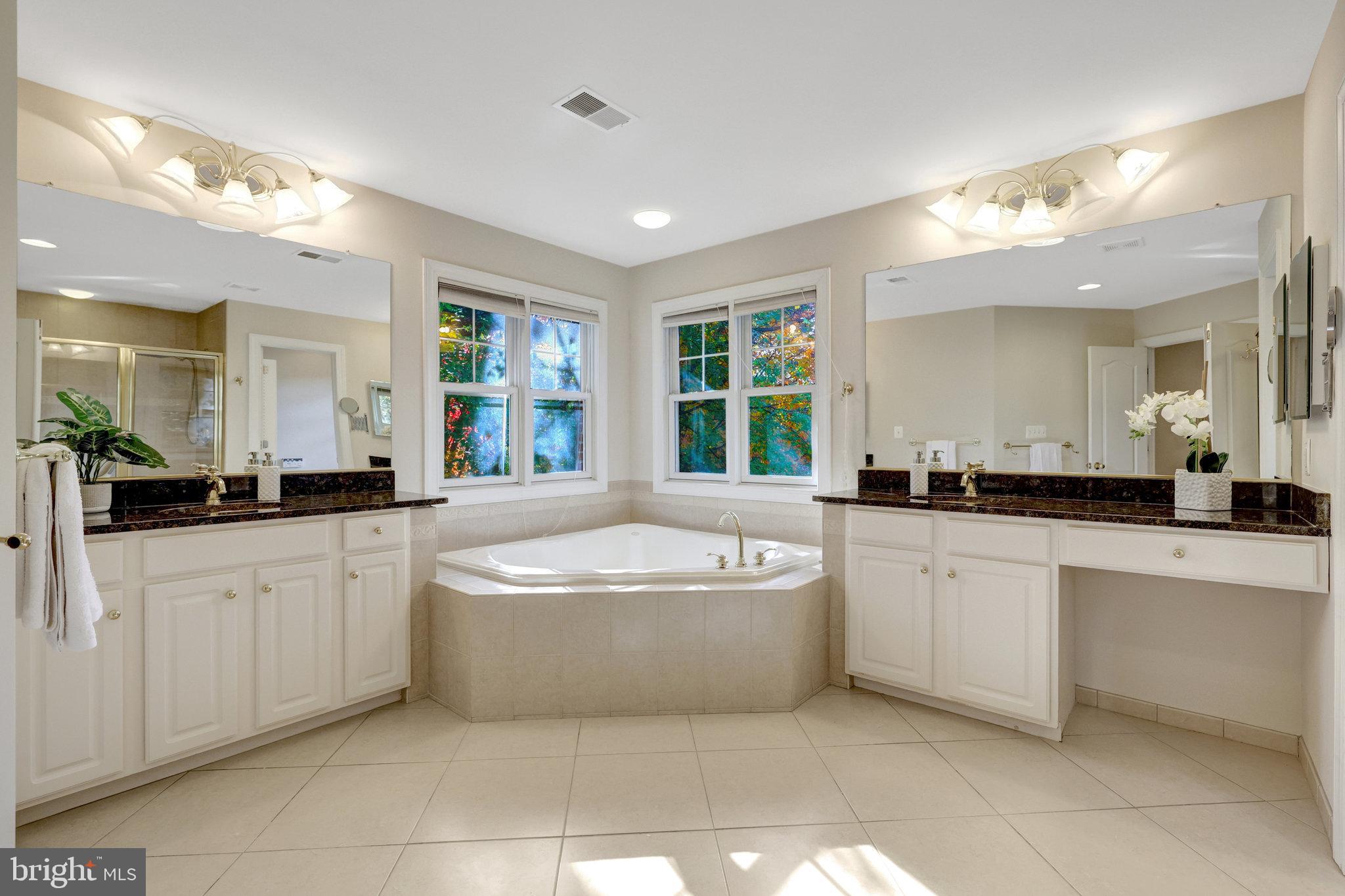 WEST MC LEAN - Residential