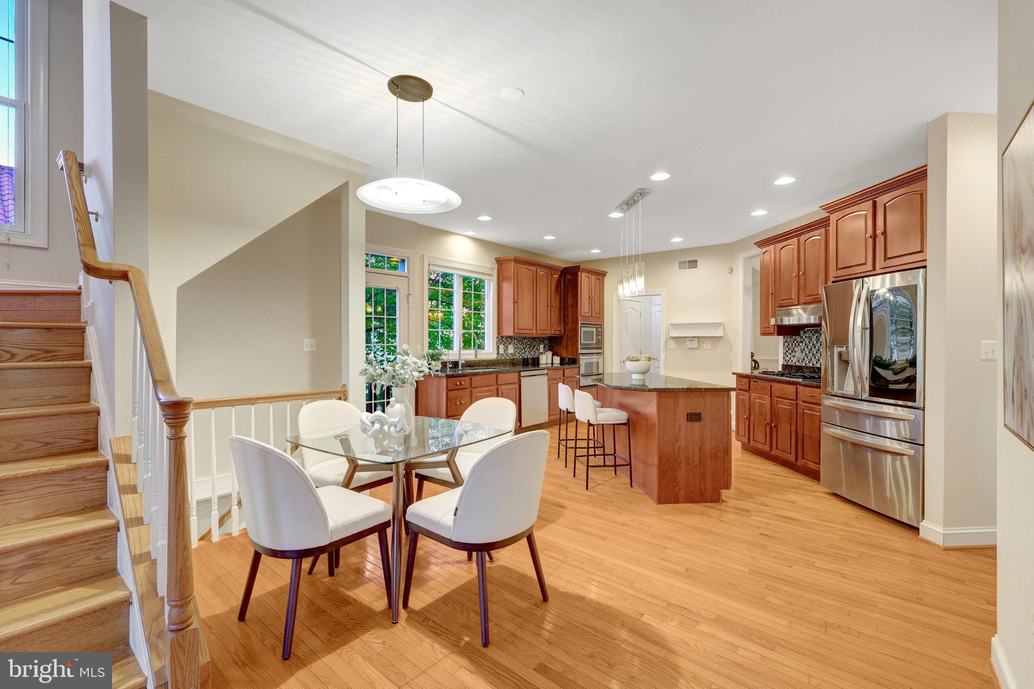 WEST MC LEAN - Residential