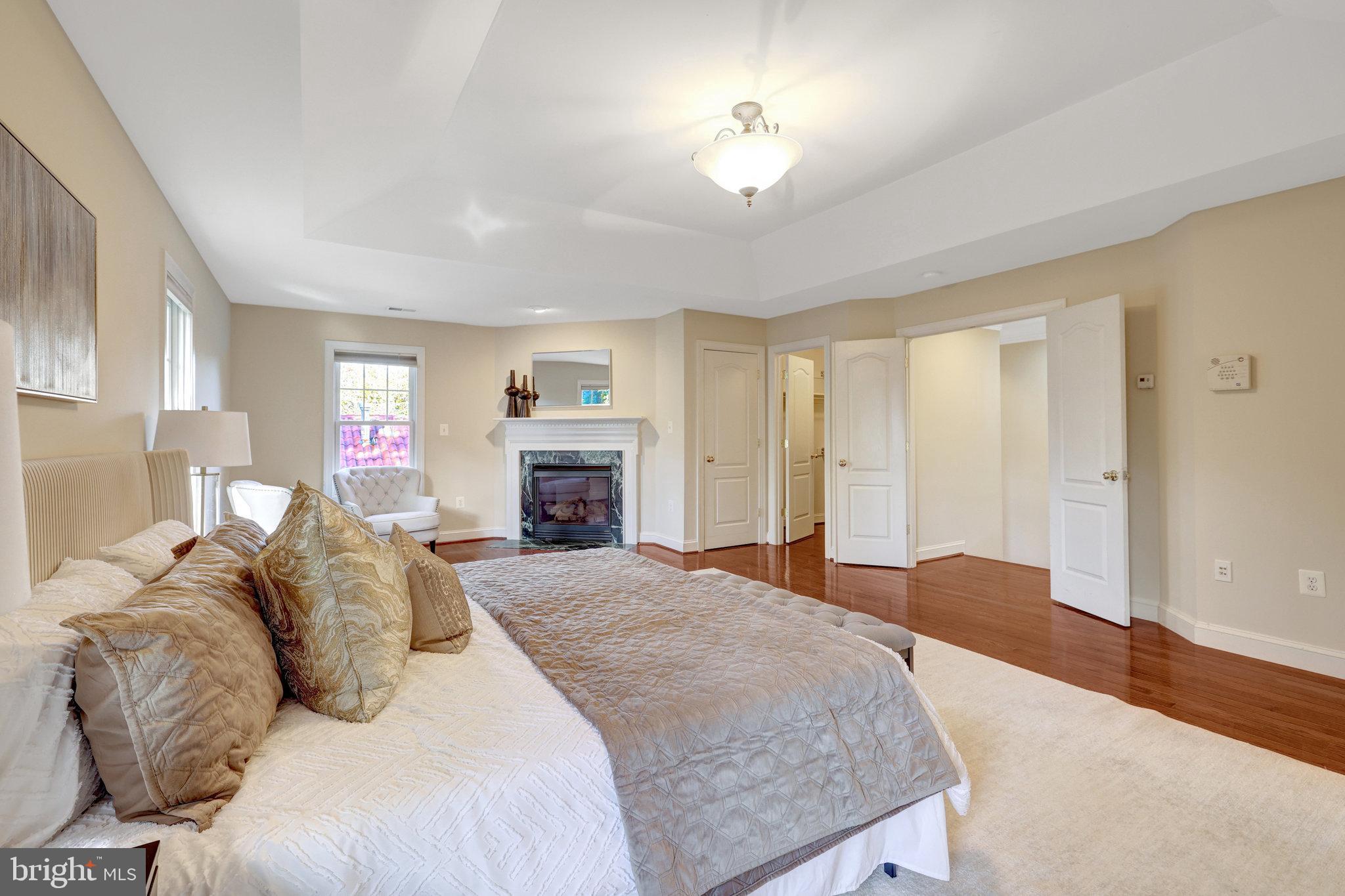 WEST MC LEAN - Residential