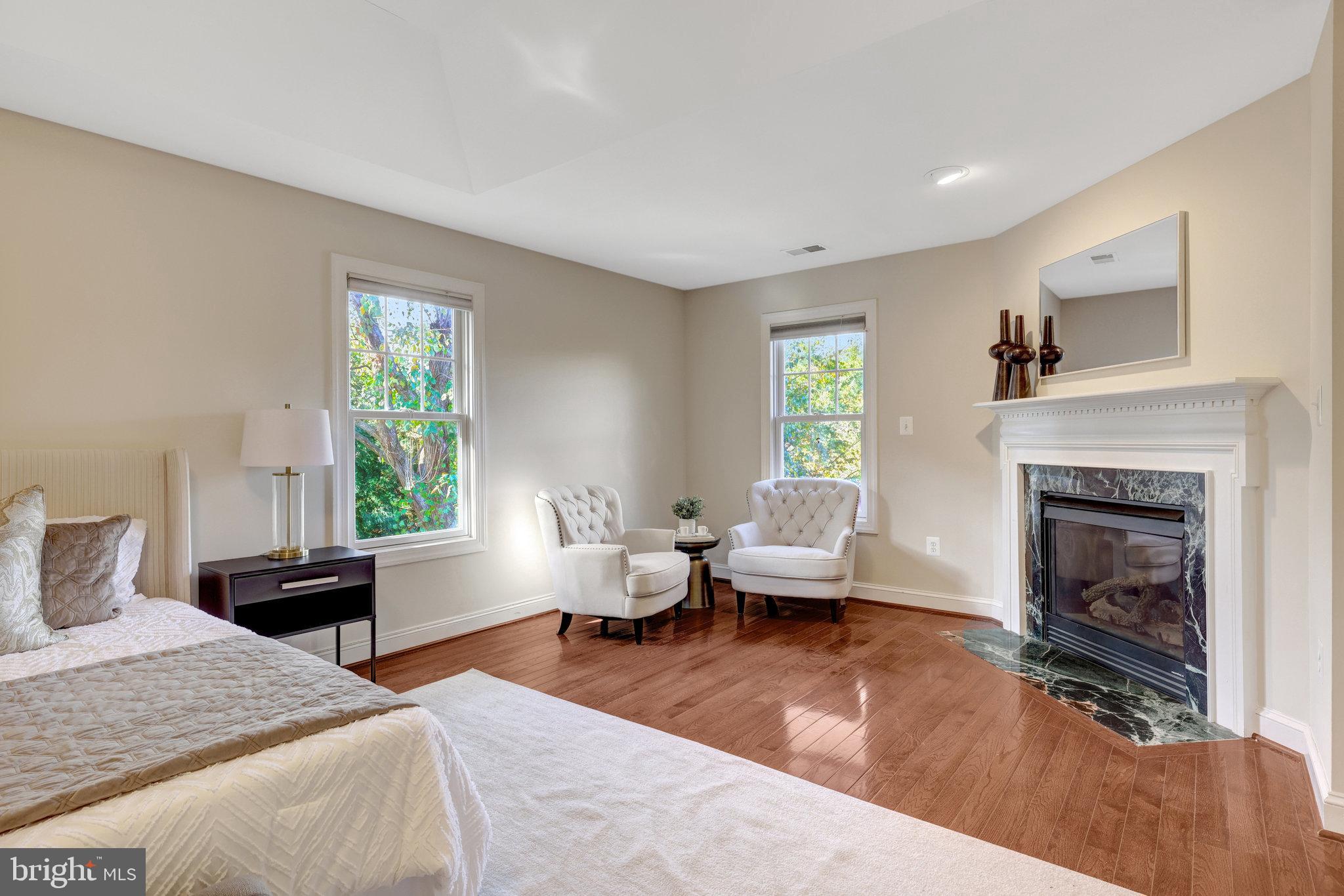 WEST MC LEAN - Residential