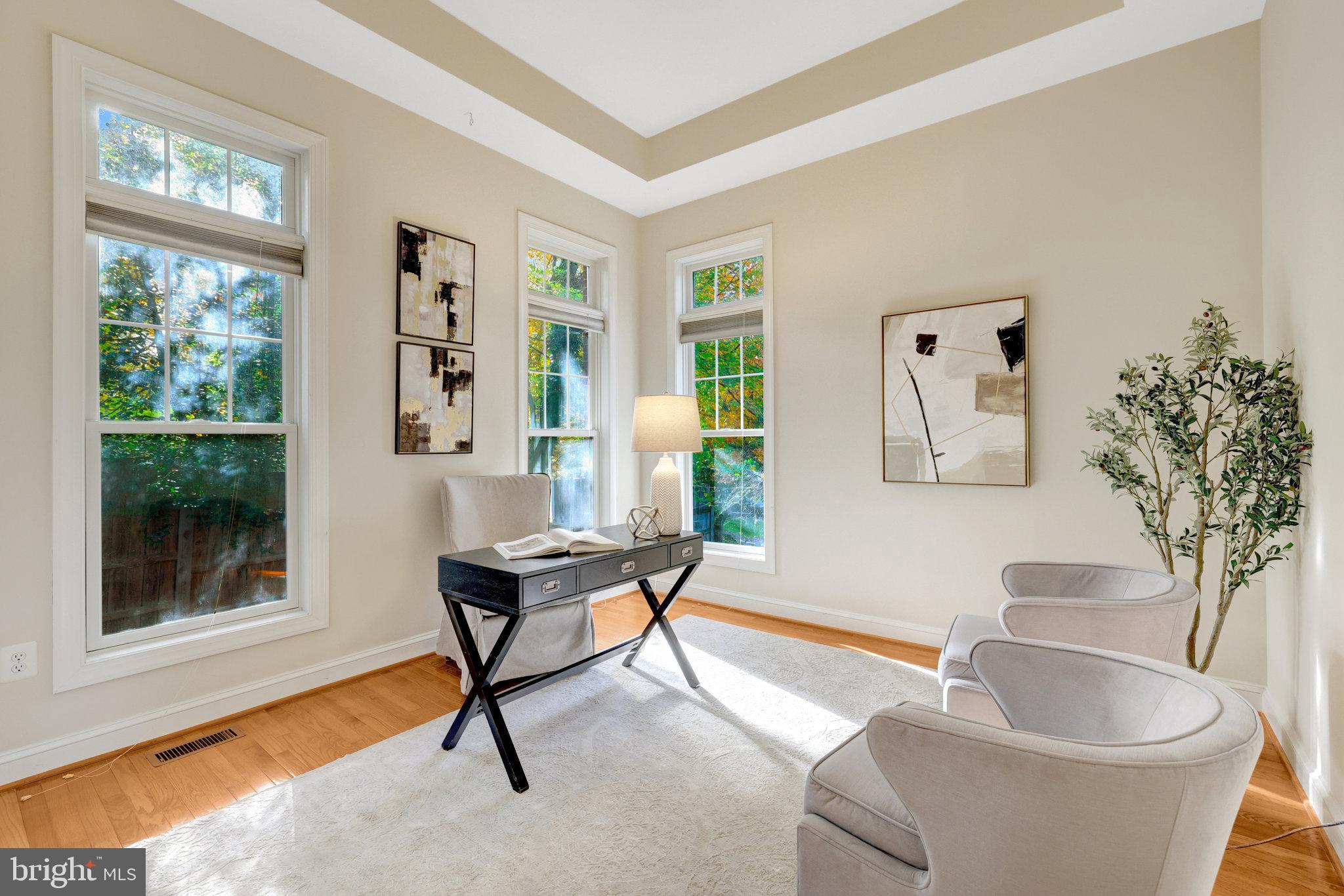 WEST MC LEAN - Residential