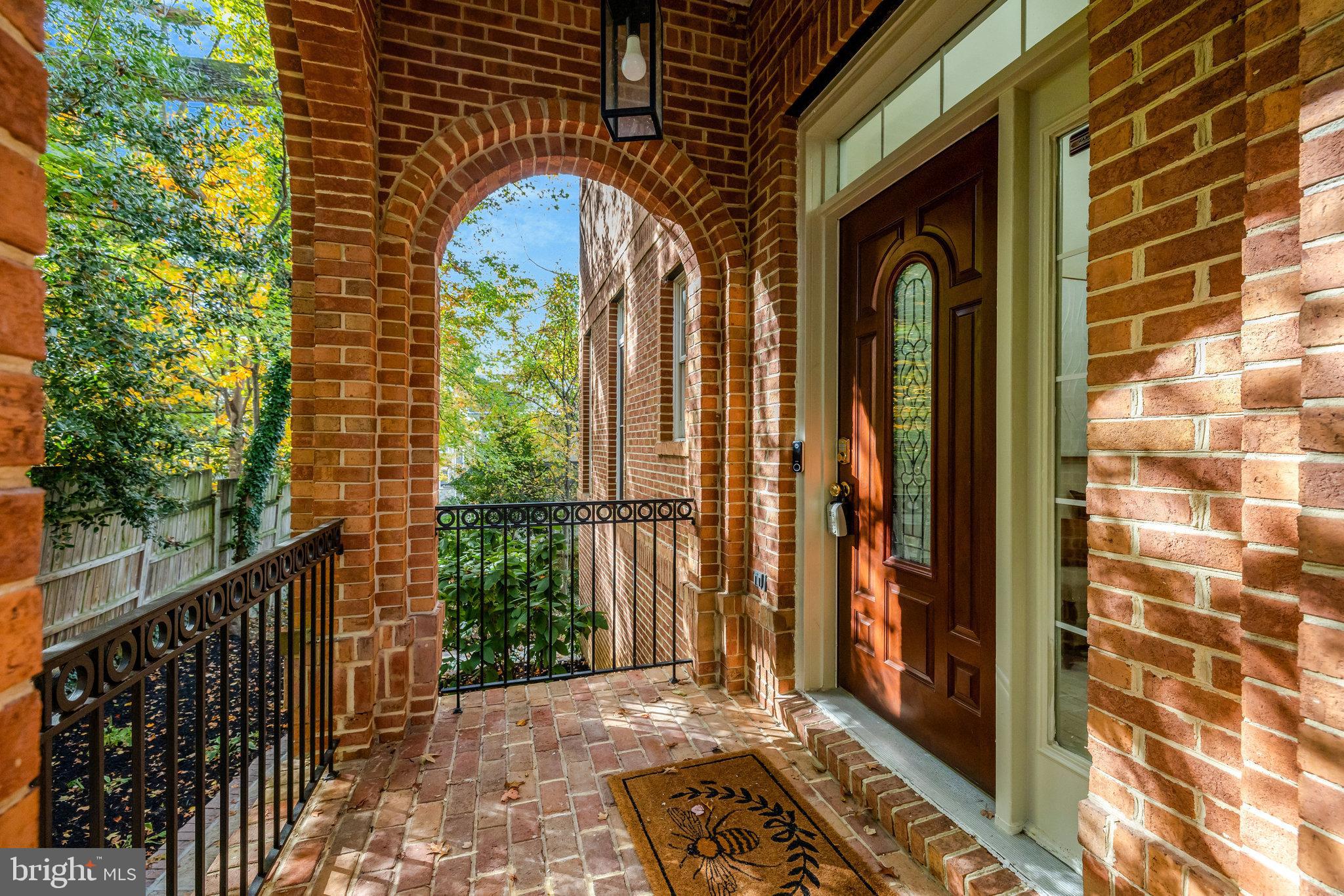 6941 PINE CREST AVENUE