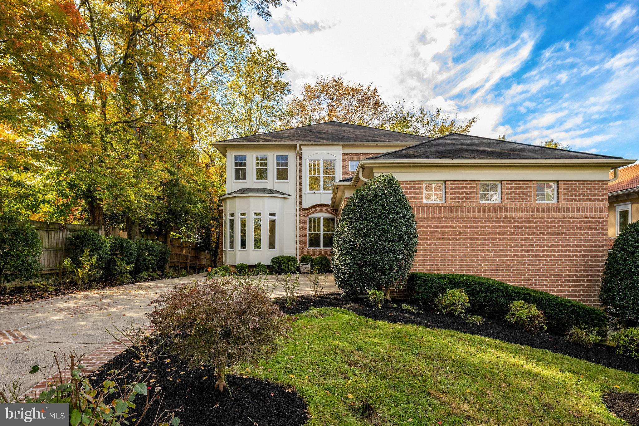 6941 PINE CREST AVENUE