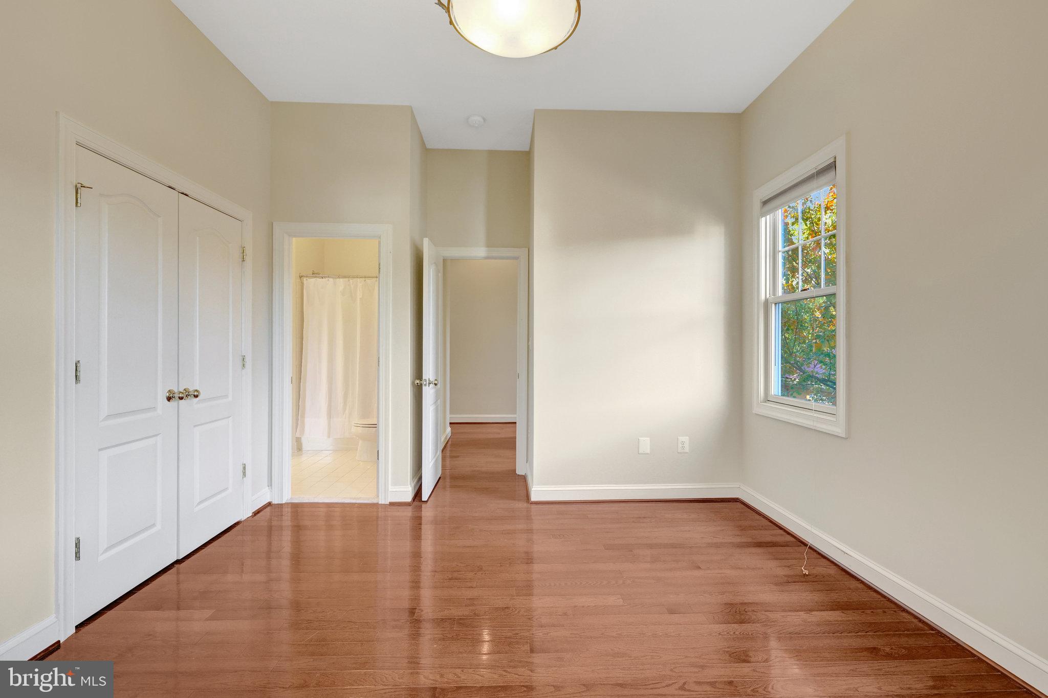 WEST MC LEAN - Residential