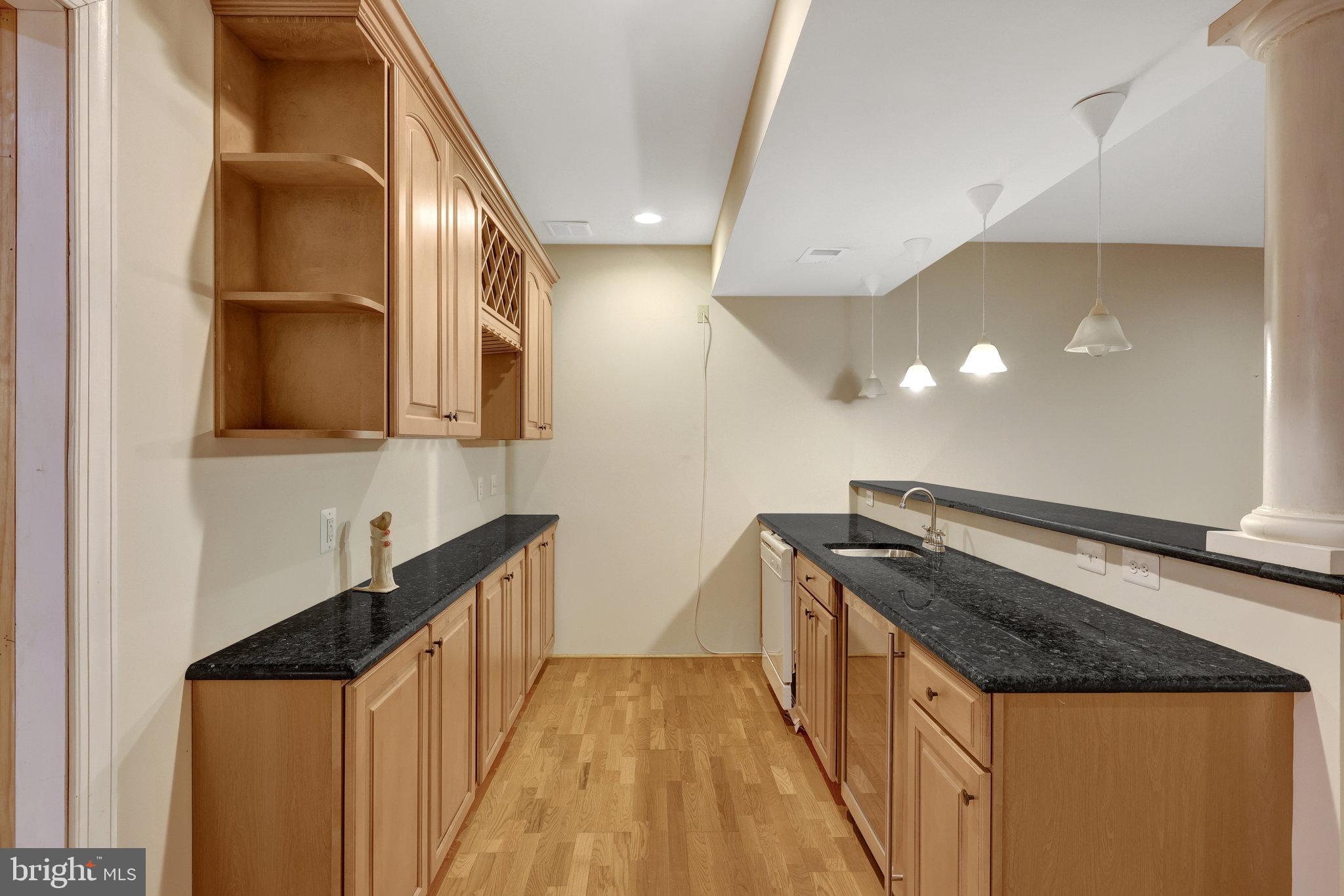 WEST MC LEAN - Residential