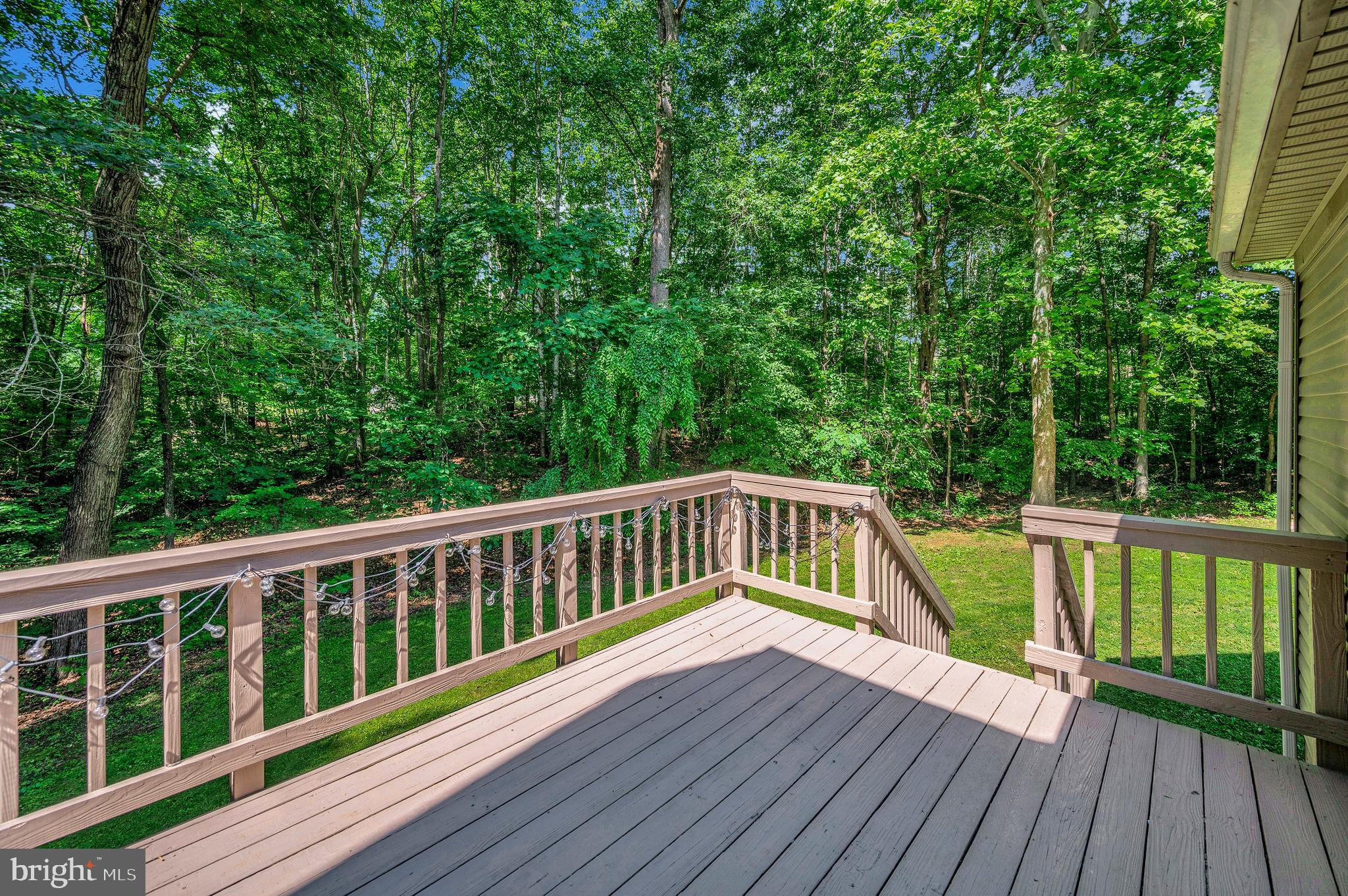 ENGLISH HILLS - Residential