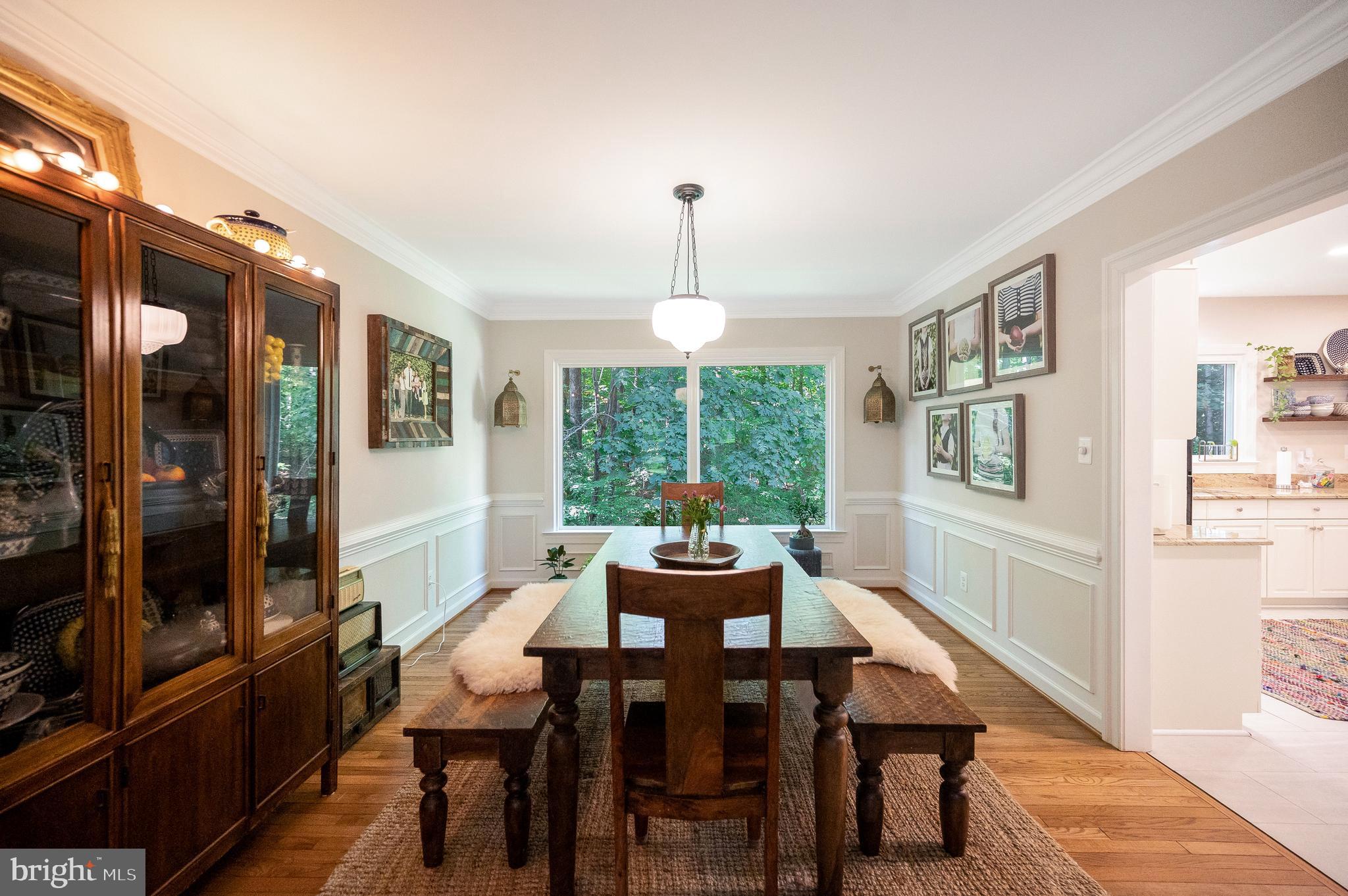 ENGLISH HILLS - Residential