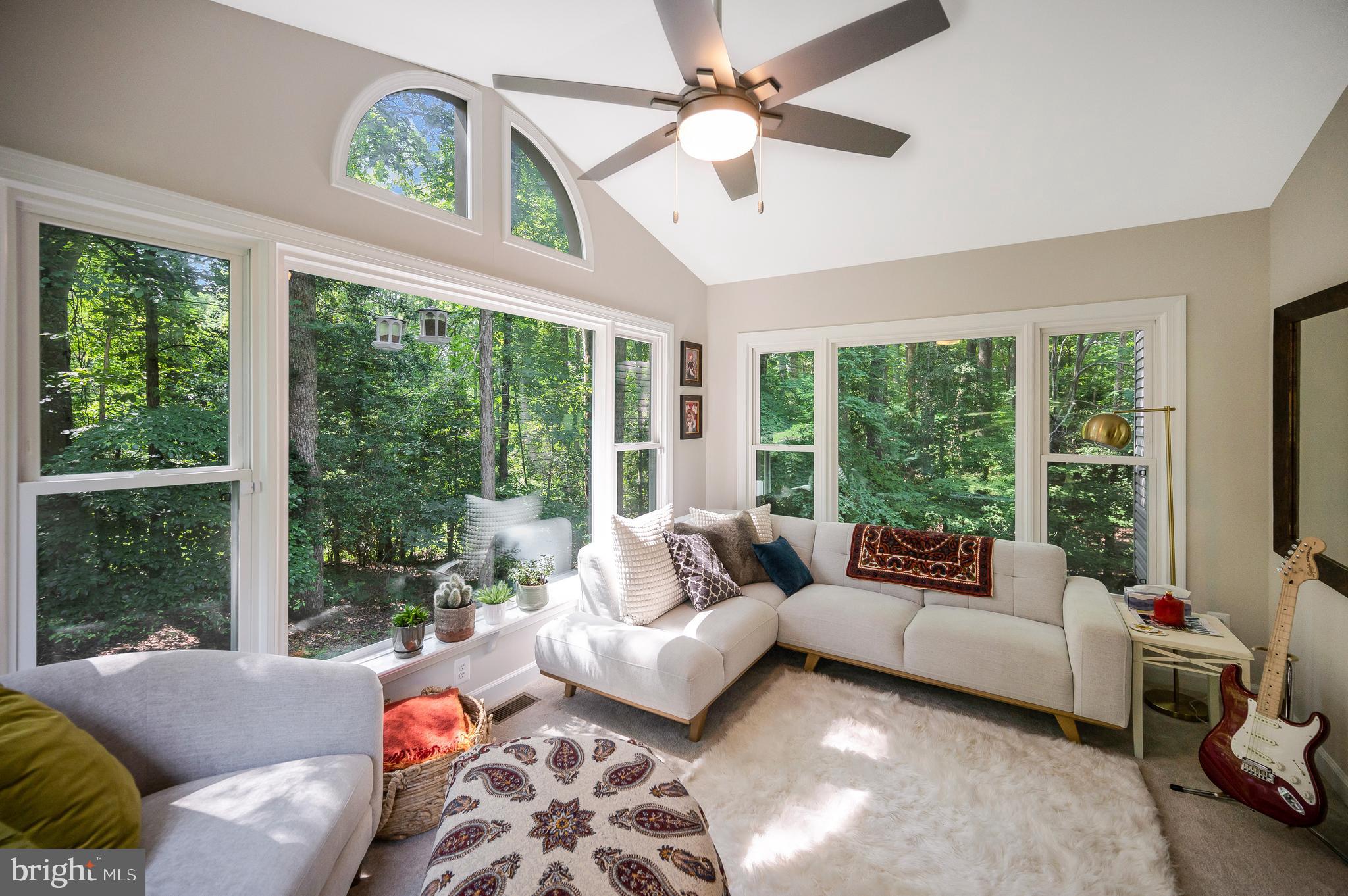 ENGLISH HILLS - Residential