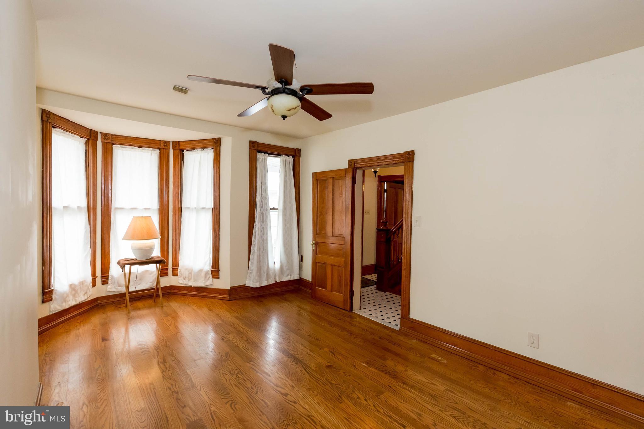 HAMPSTEAD - Residential