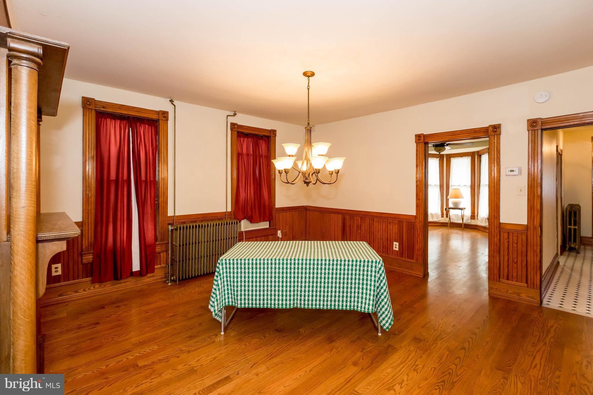 HAMPSTEAD - Residential