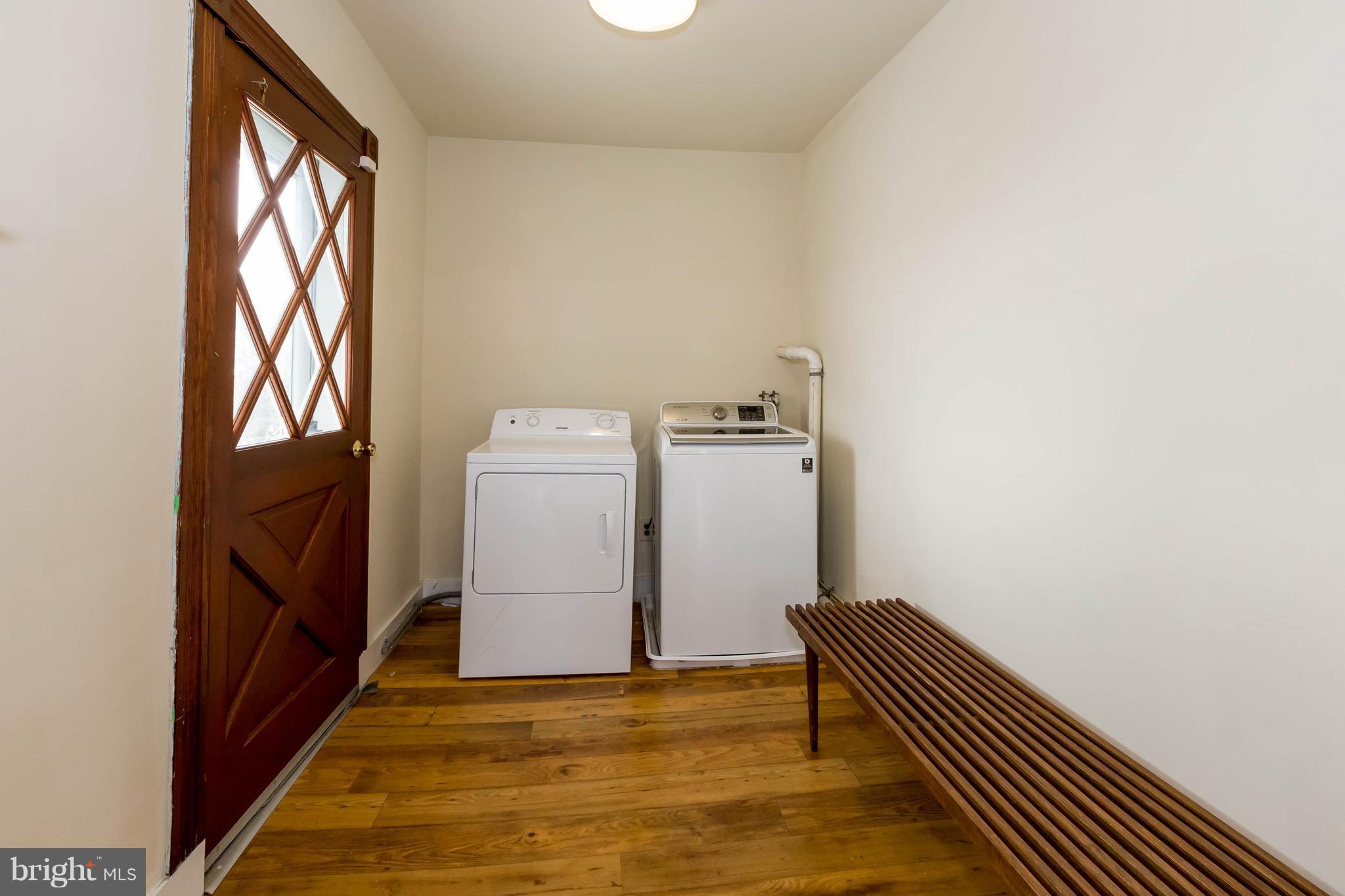 HAMPSTEAD - Residential