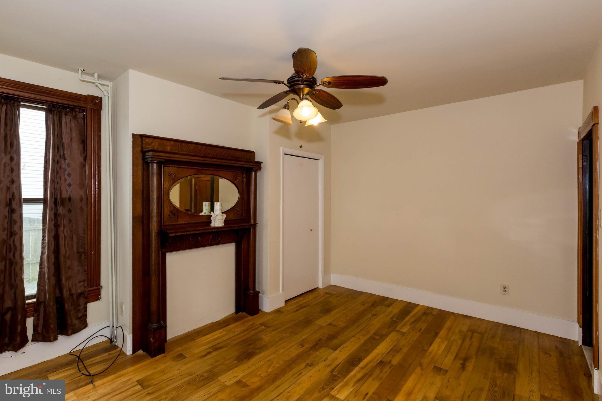 HAMPSTEAD - Residential