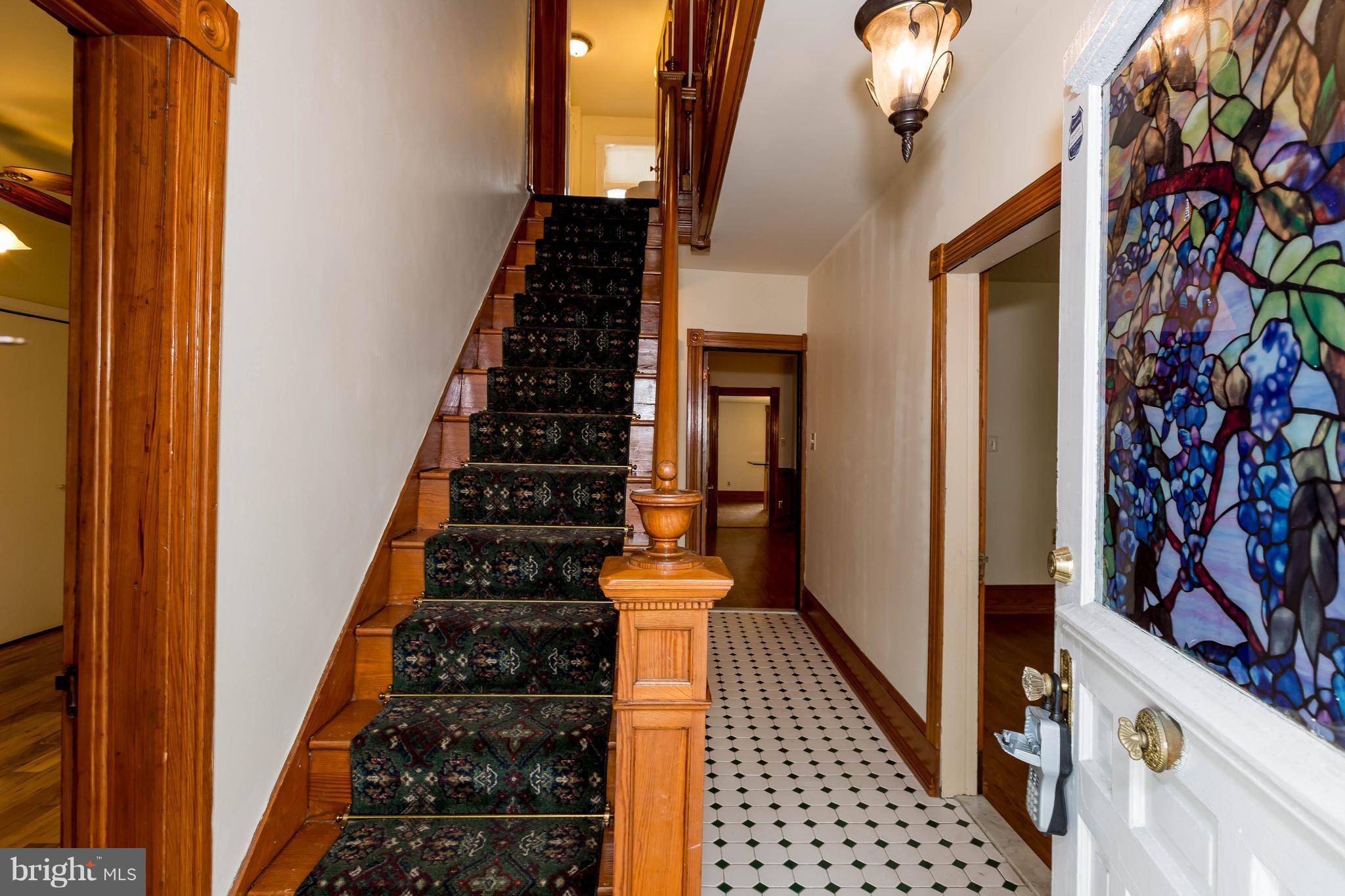 HAMPSTEAD - Residential