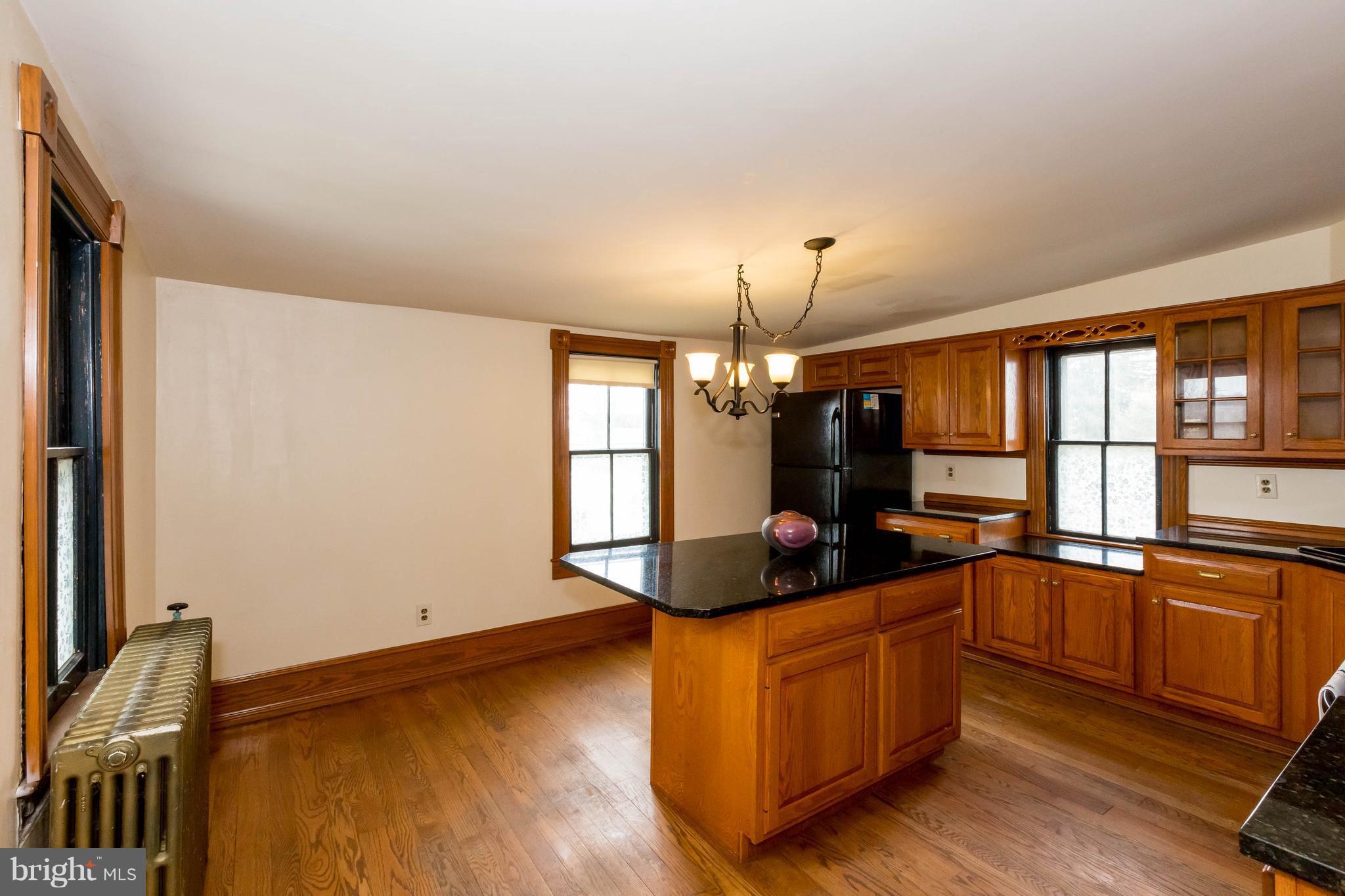 HAMPSTEAD - Residential