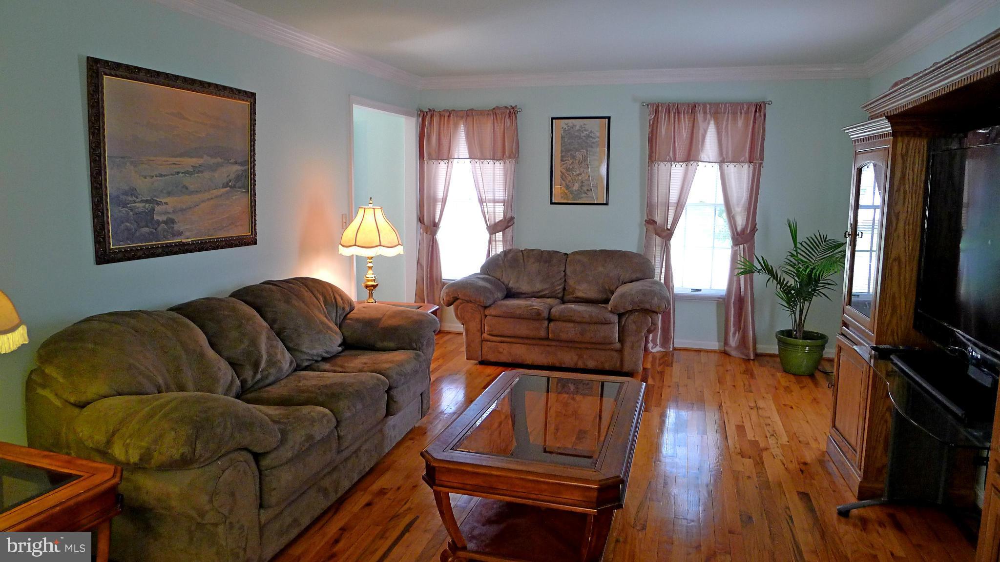 LOCUST HILL - Residential