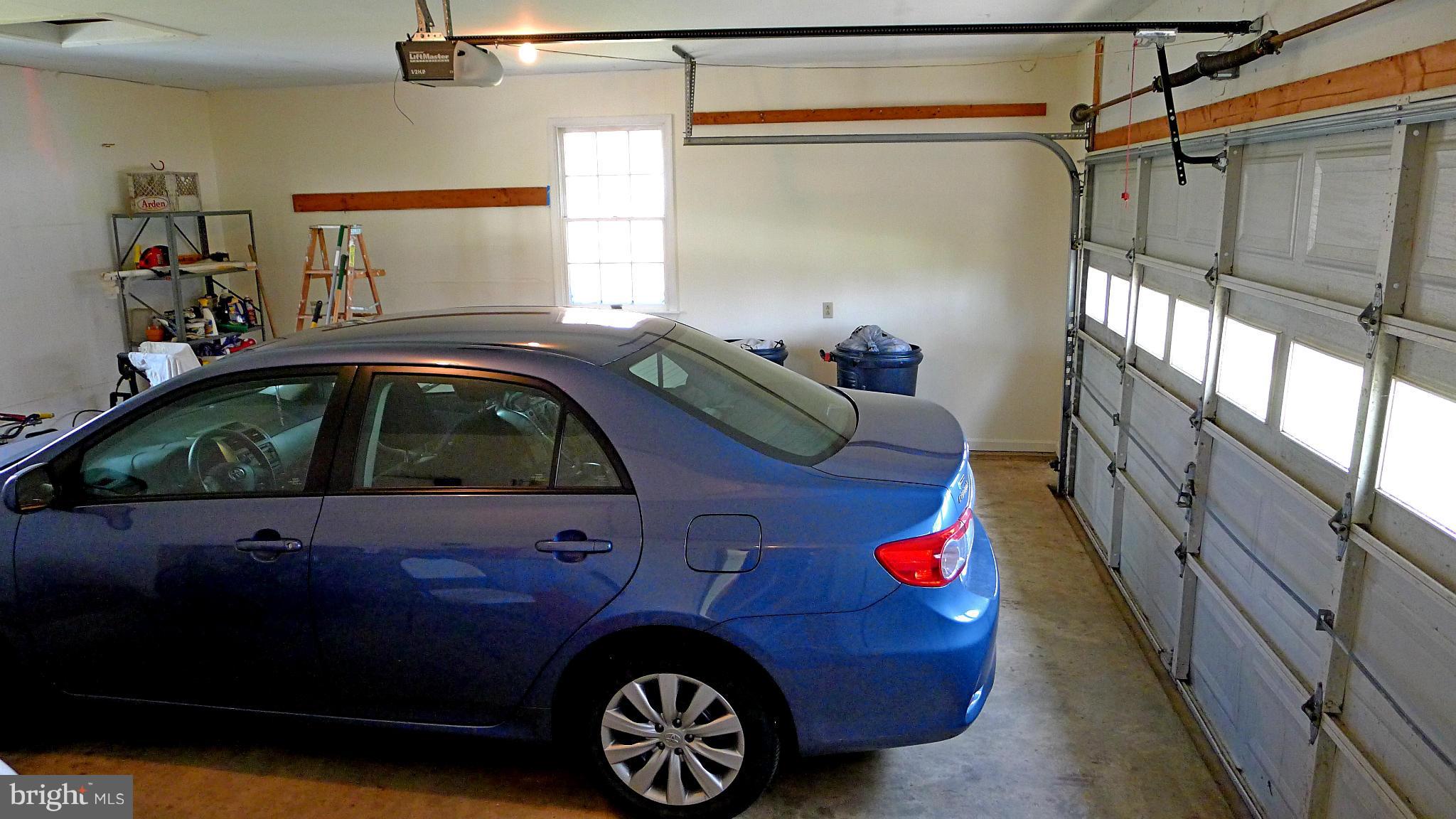 LOCUST HILL - Residential