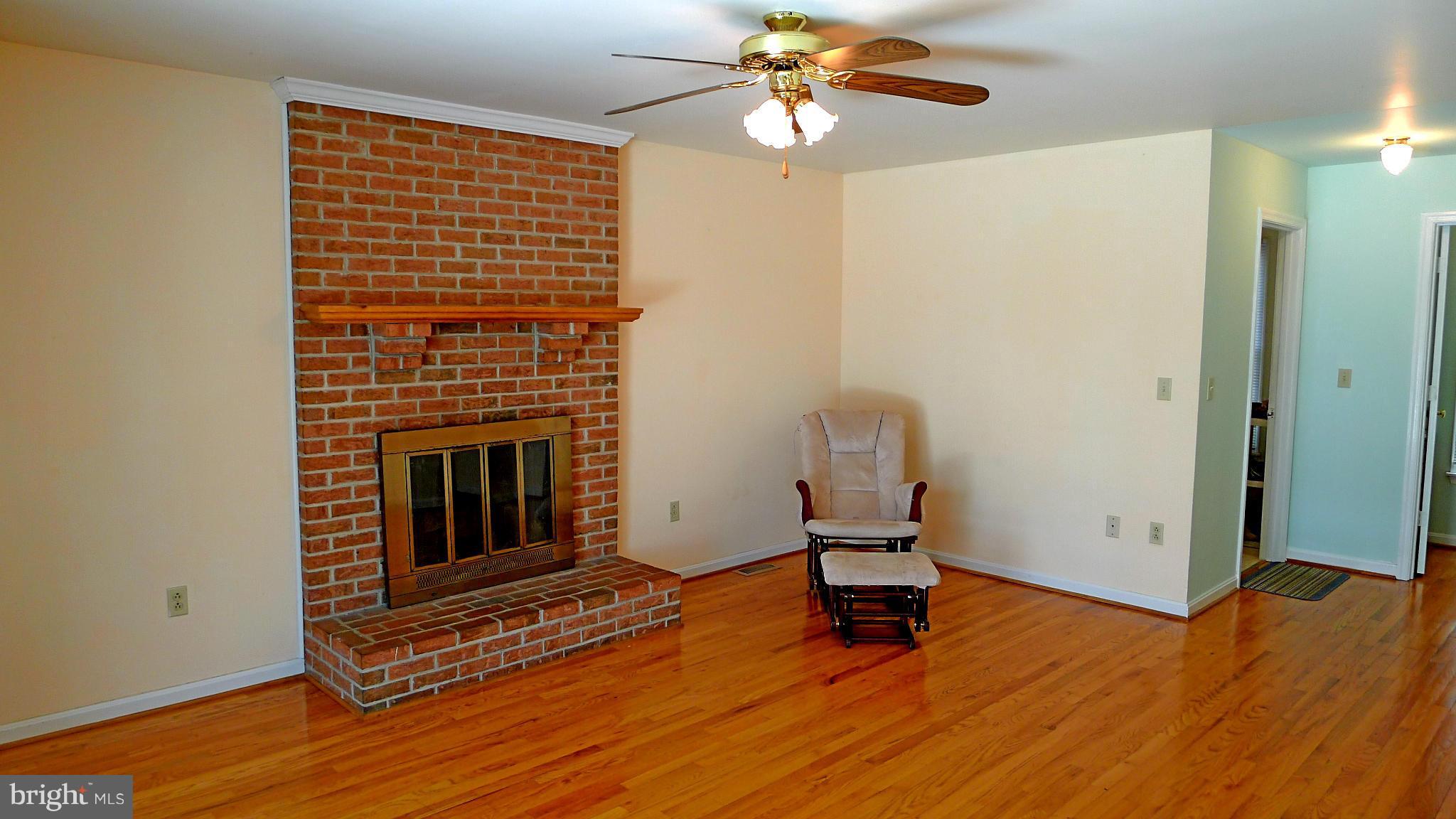 LOCUST HILL - Residential