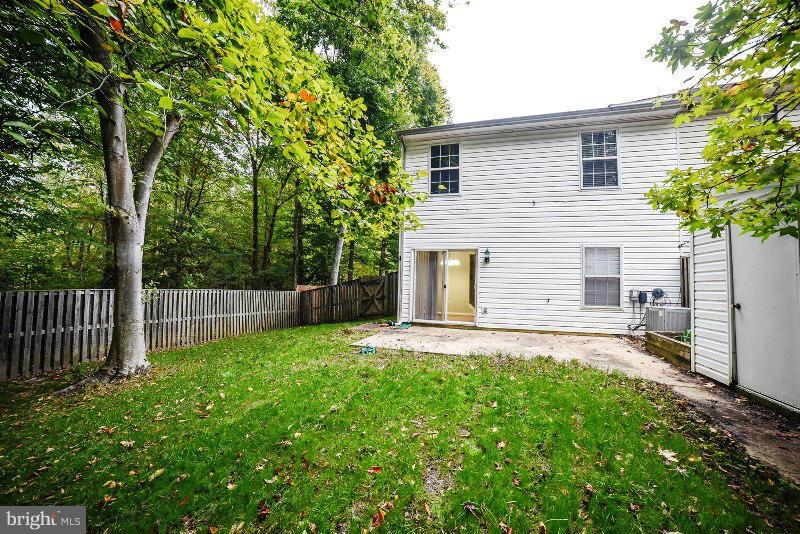 HUNTING QUARTERS - Residential Lease