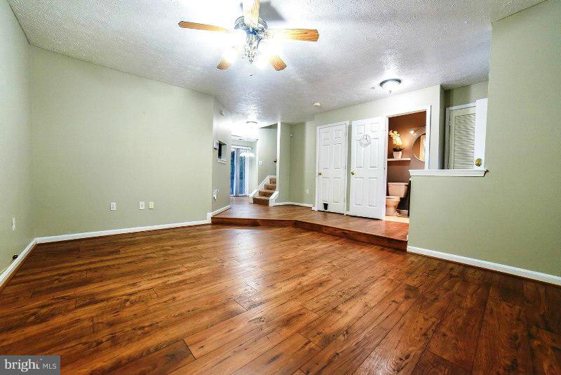 HUNTING QUARTERS - Residential Lease