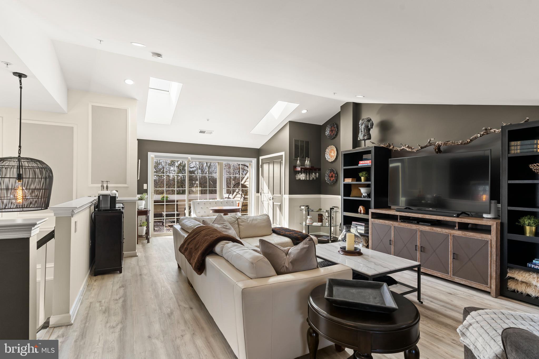 AVONLEA - Residential Lease