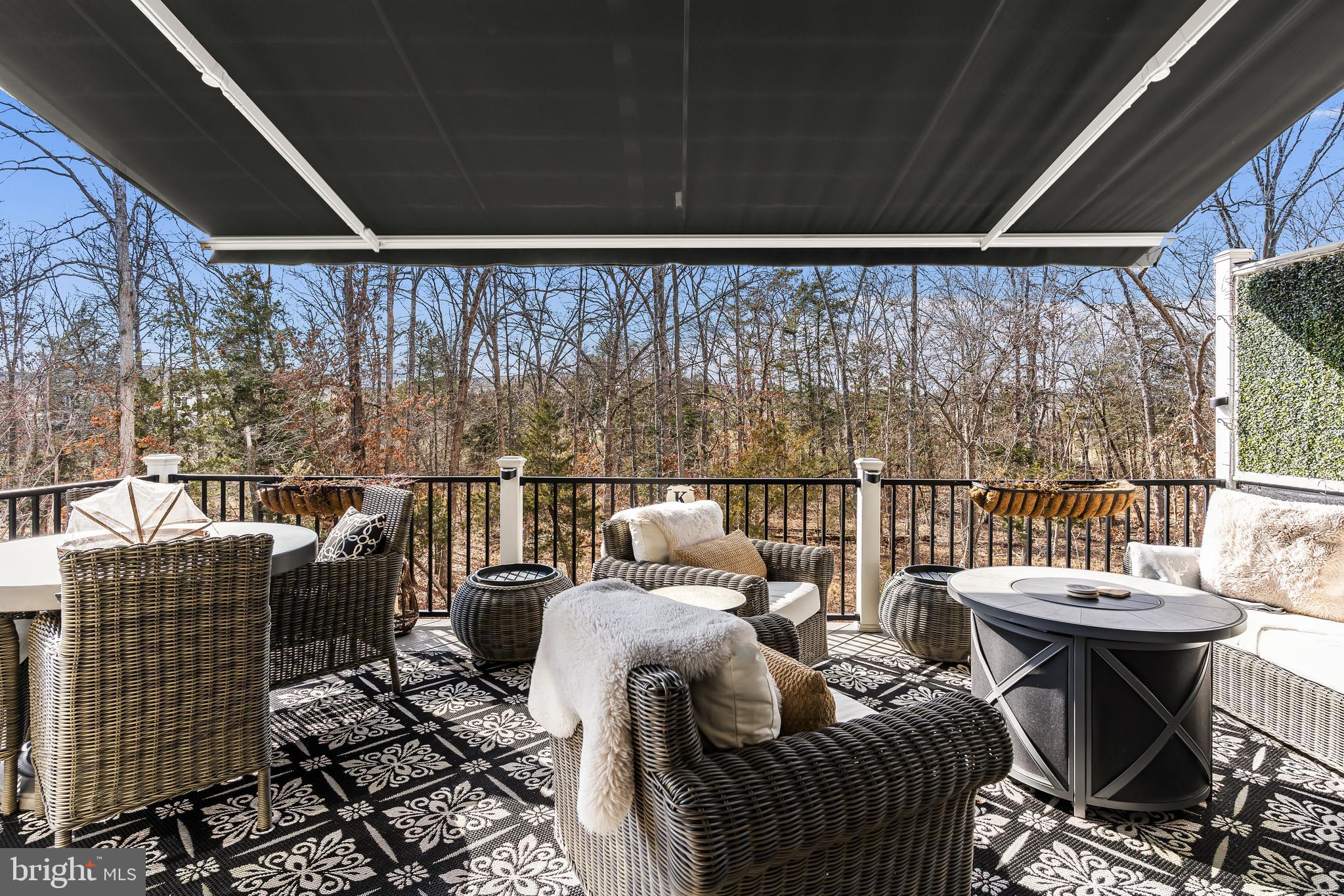 AVONLEA - Residential Lease