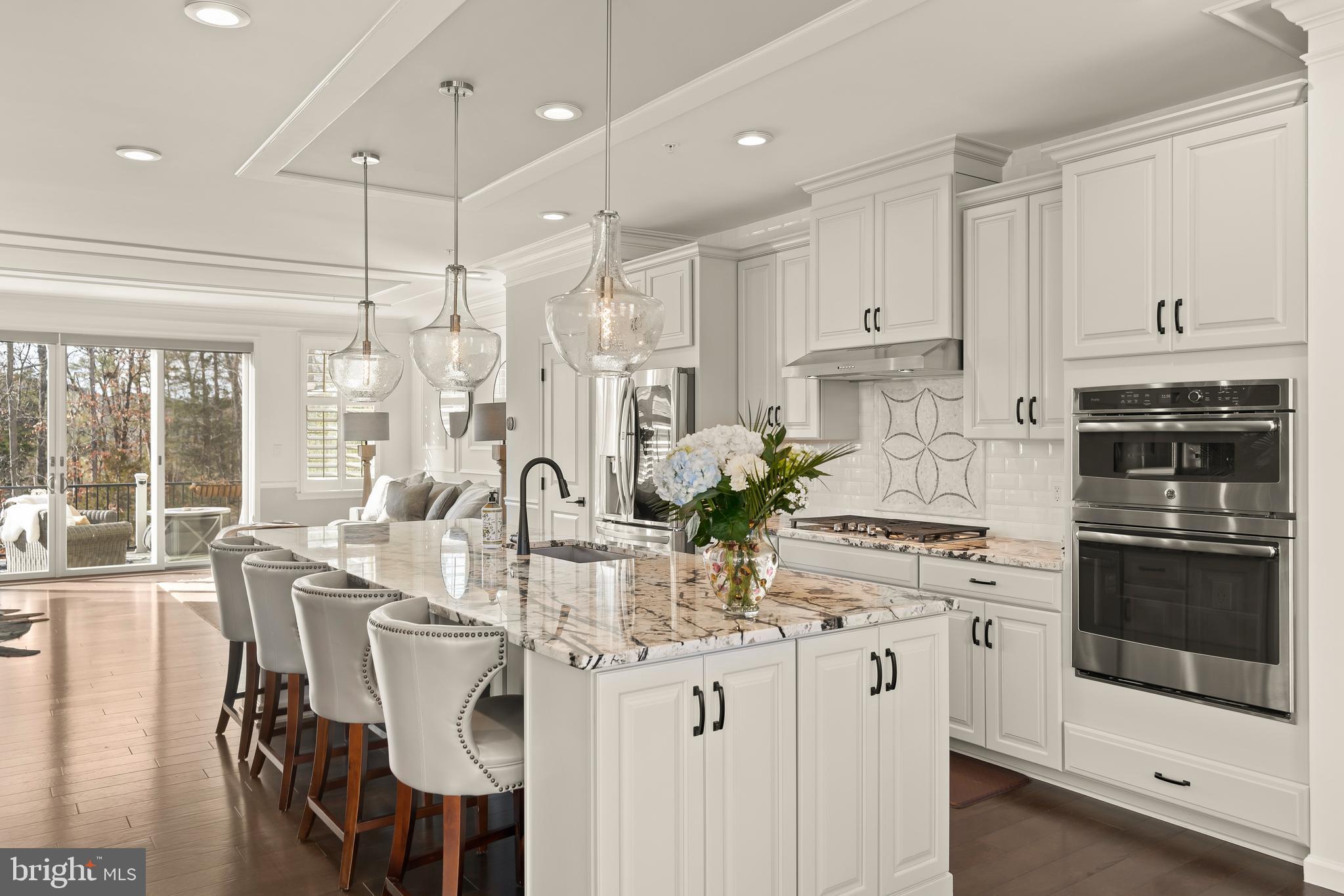 AVONLEA - Residential Lease