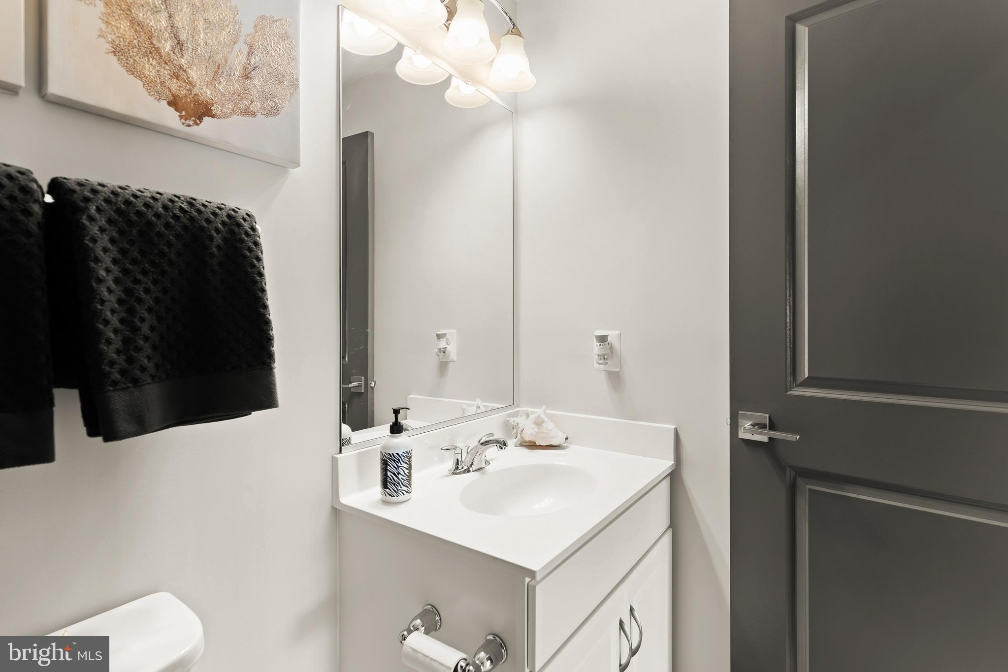 AVONLEA - Residential Lease