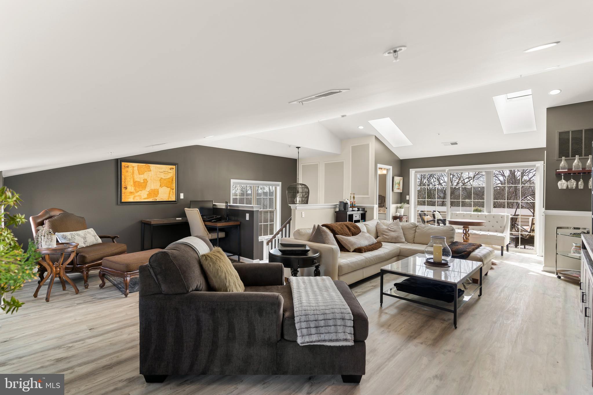 AVONLEA - Residential Lease