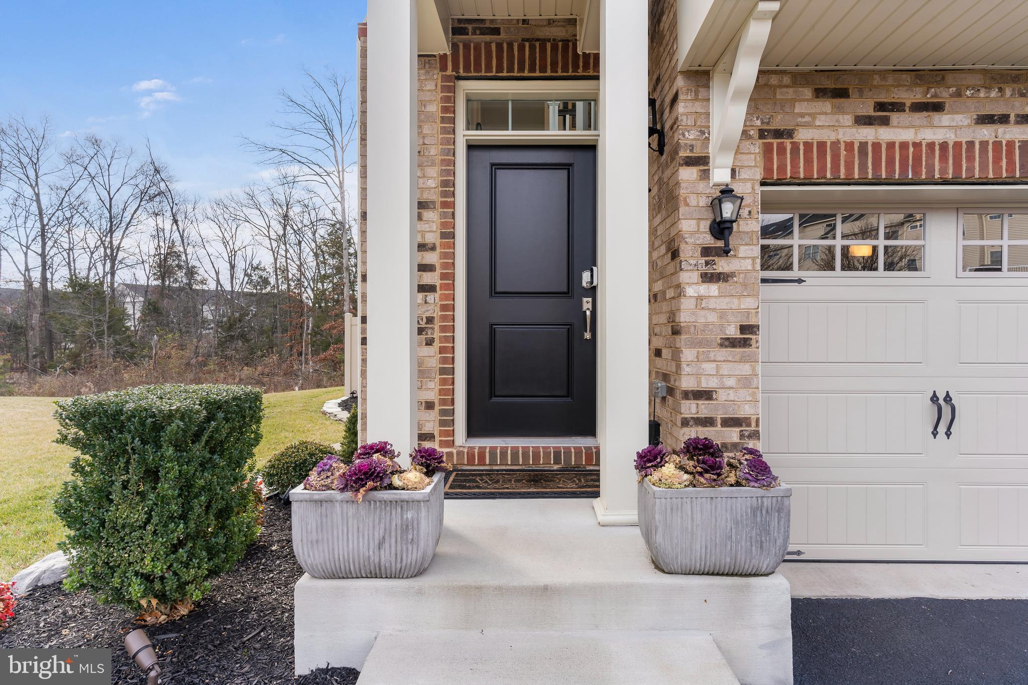 AVONLEA - Residential Lease