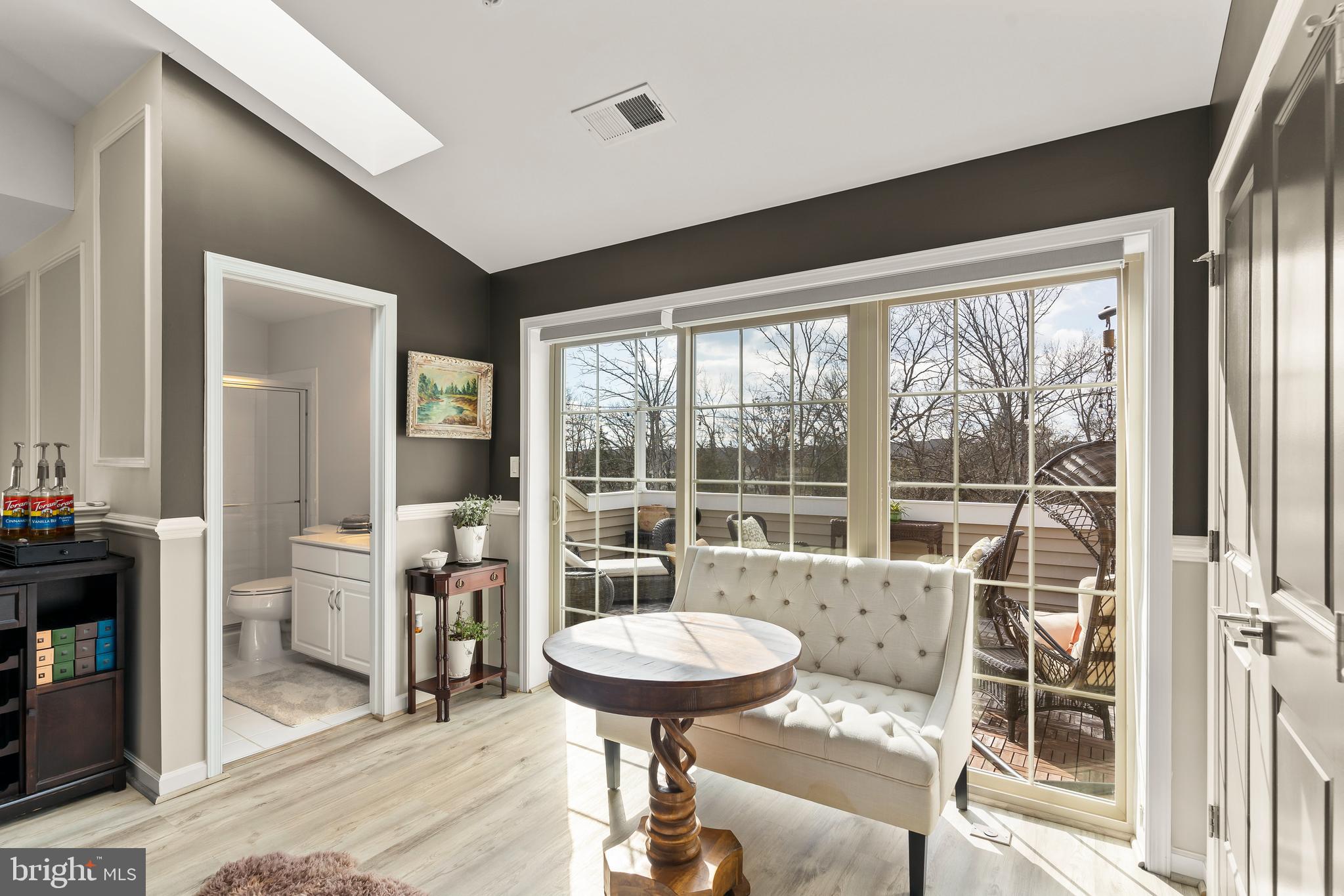 AVONLEA - Residential Lease