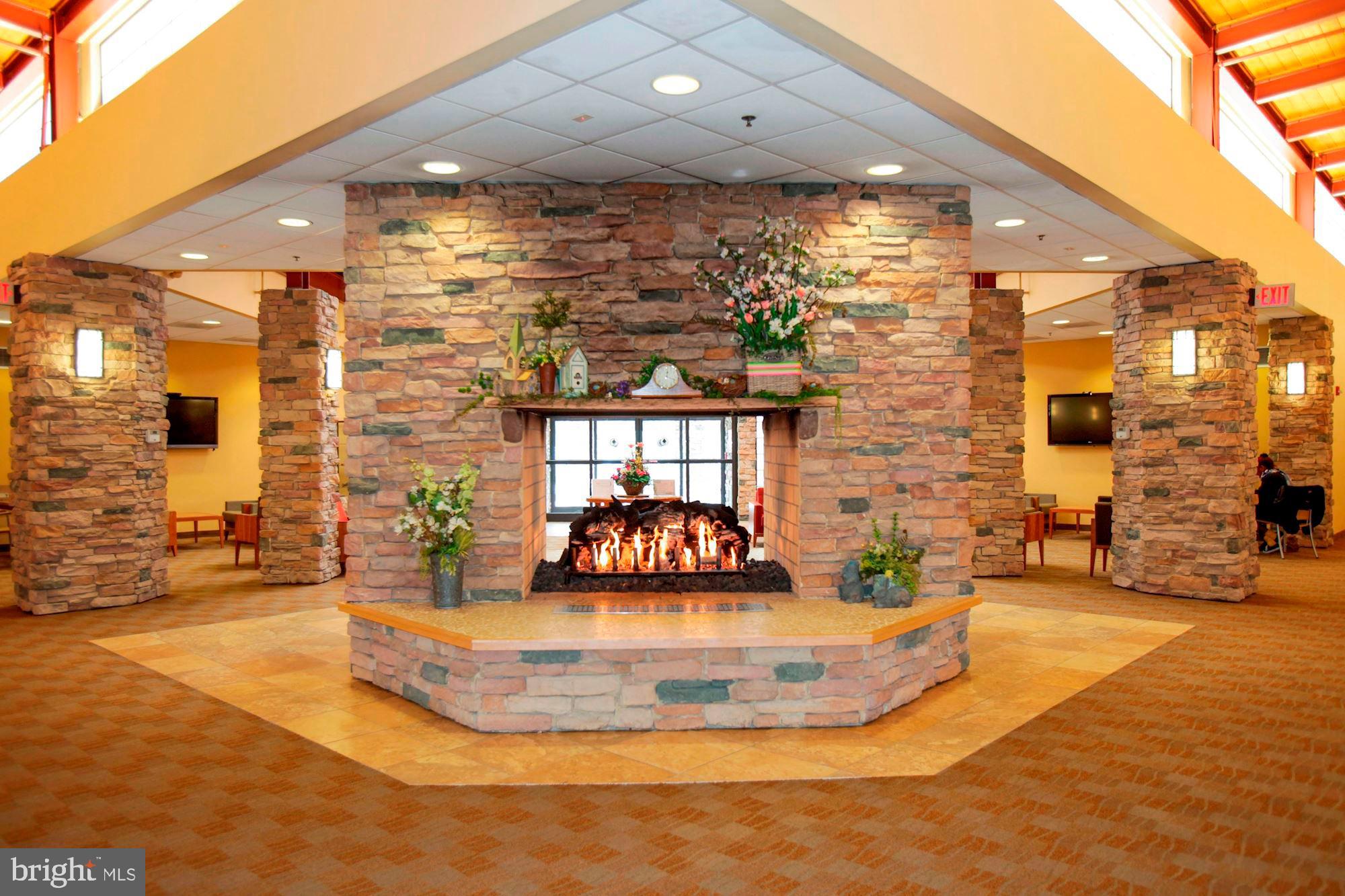 LEISURE WORLD - Residential