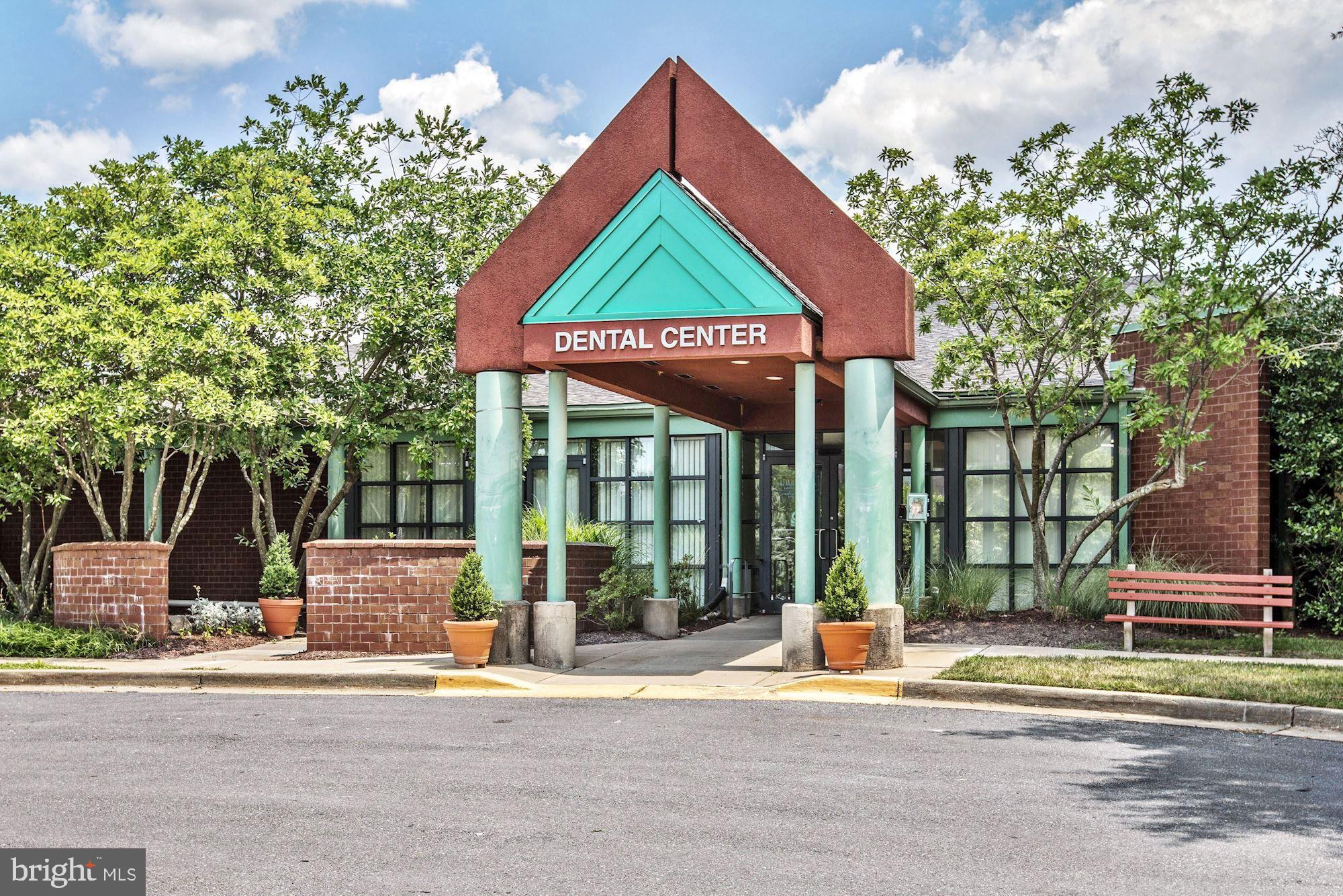 LEISURE WORLD - Residential