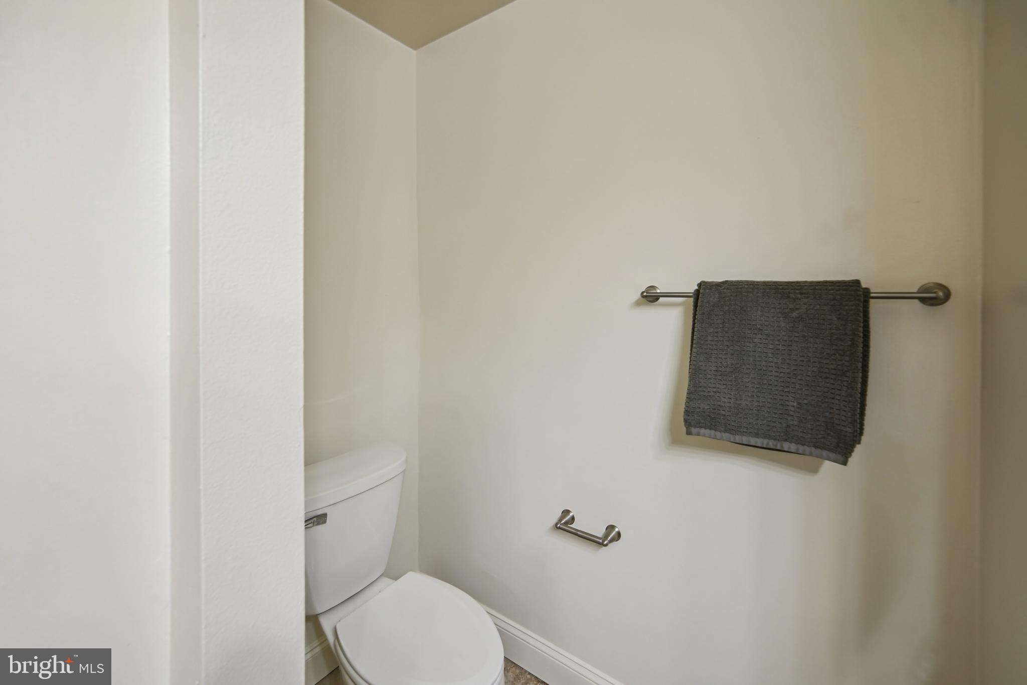 LEISURE WORLD - Residential