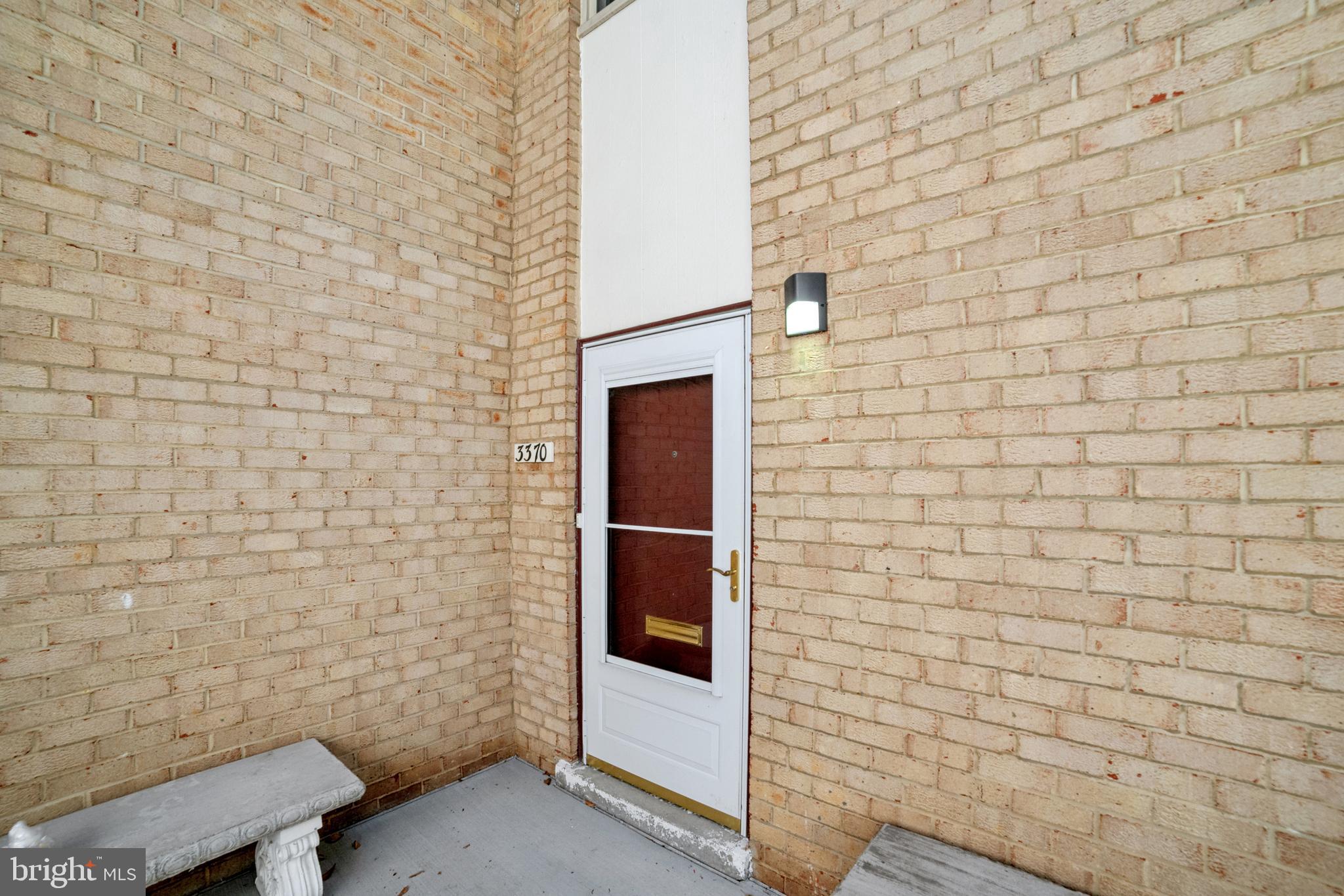 LEISURE WORLD - Residential